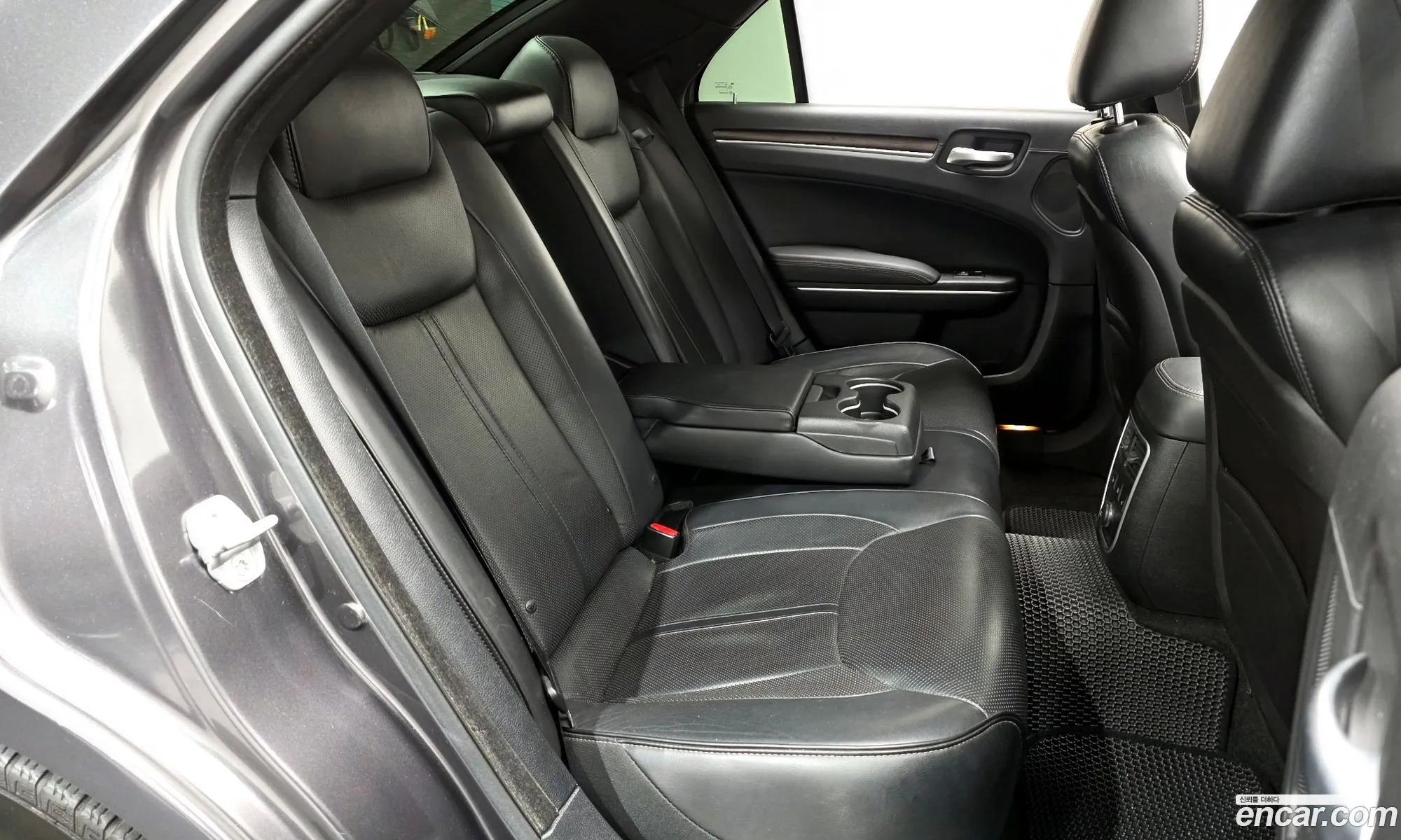 Chrysler 300C 2014 — 7