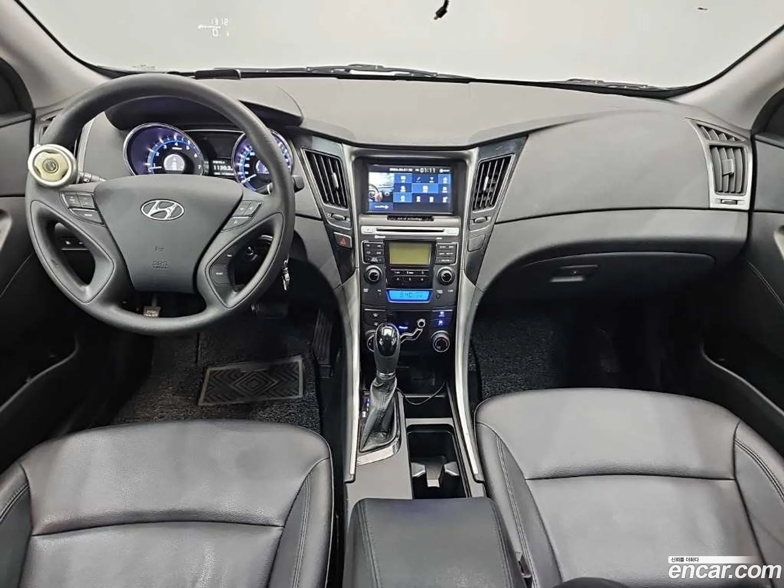 Hyundai YF Sonata 2012 — 2