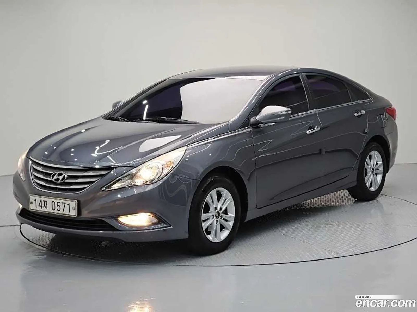 Hyundai YF Sonata 2012 — 3