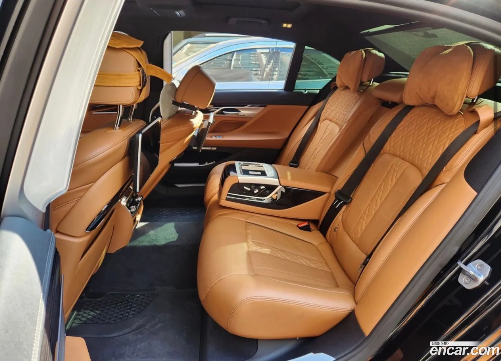 BMW 7 Series 2017 — 7