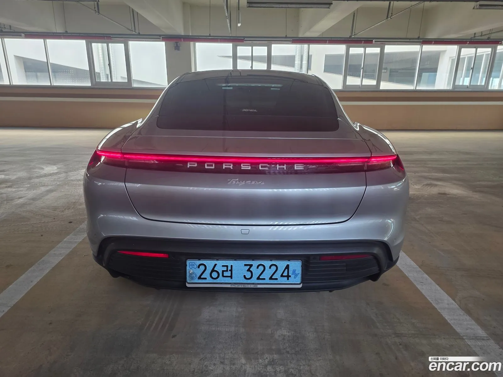 Porsche Taycan 2022 — 11