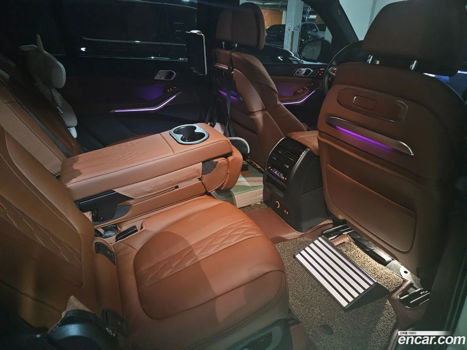 BMW X7 2023 — 7