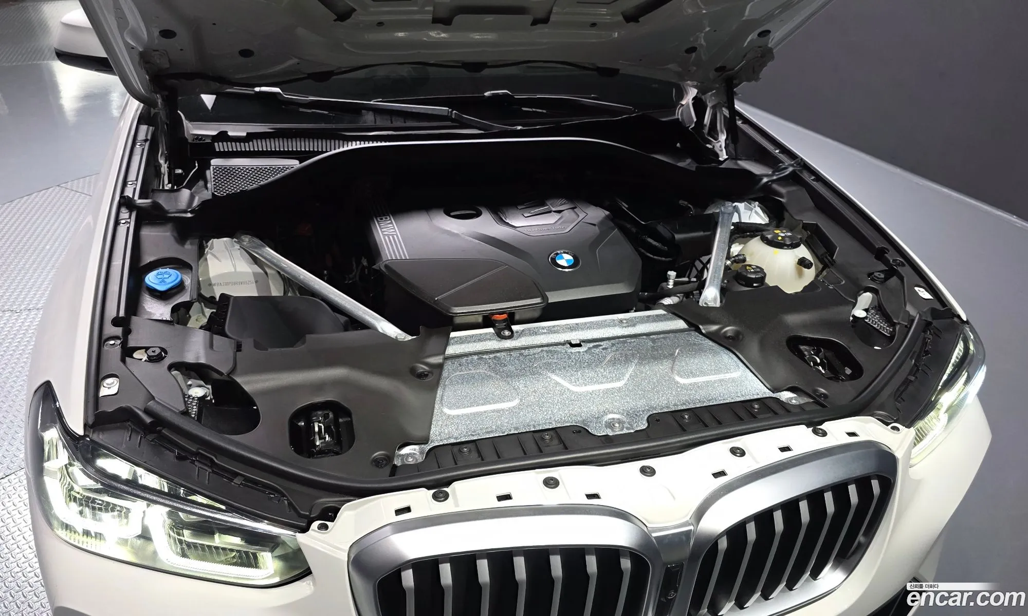BMW X3 2024 WBA31DP08R9V65254 — 23