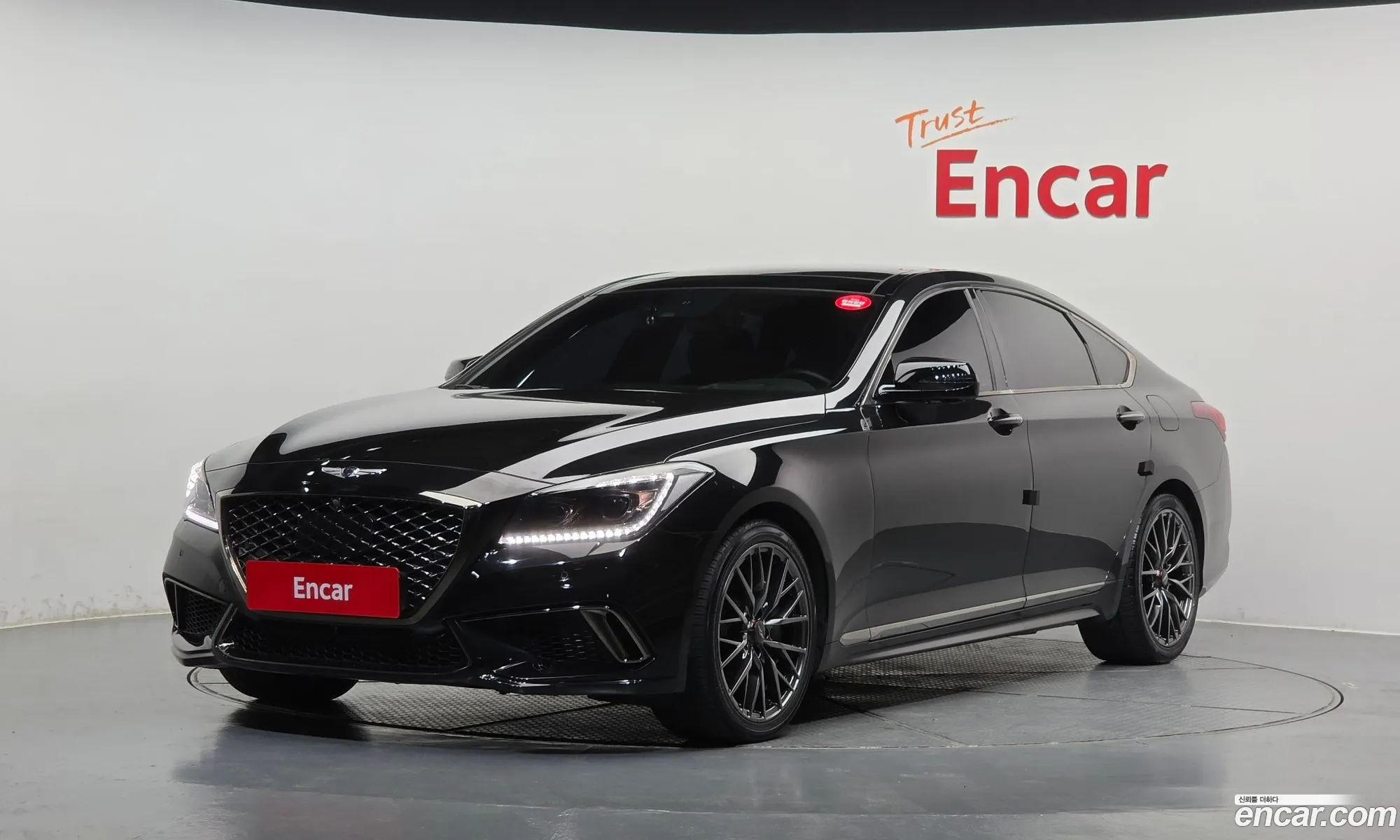 Genesis G80 2017 KMHGR41BDJU268096 — 3