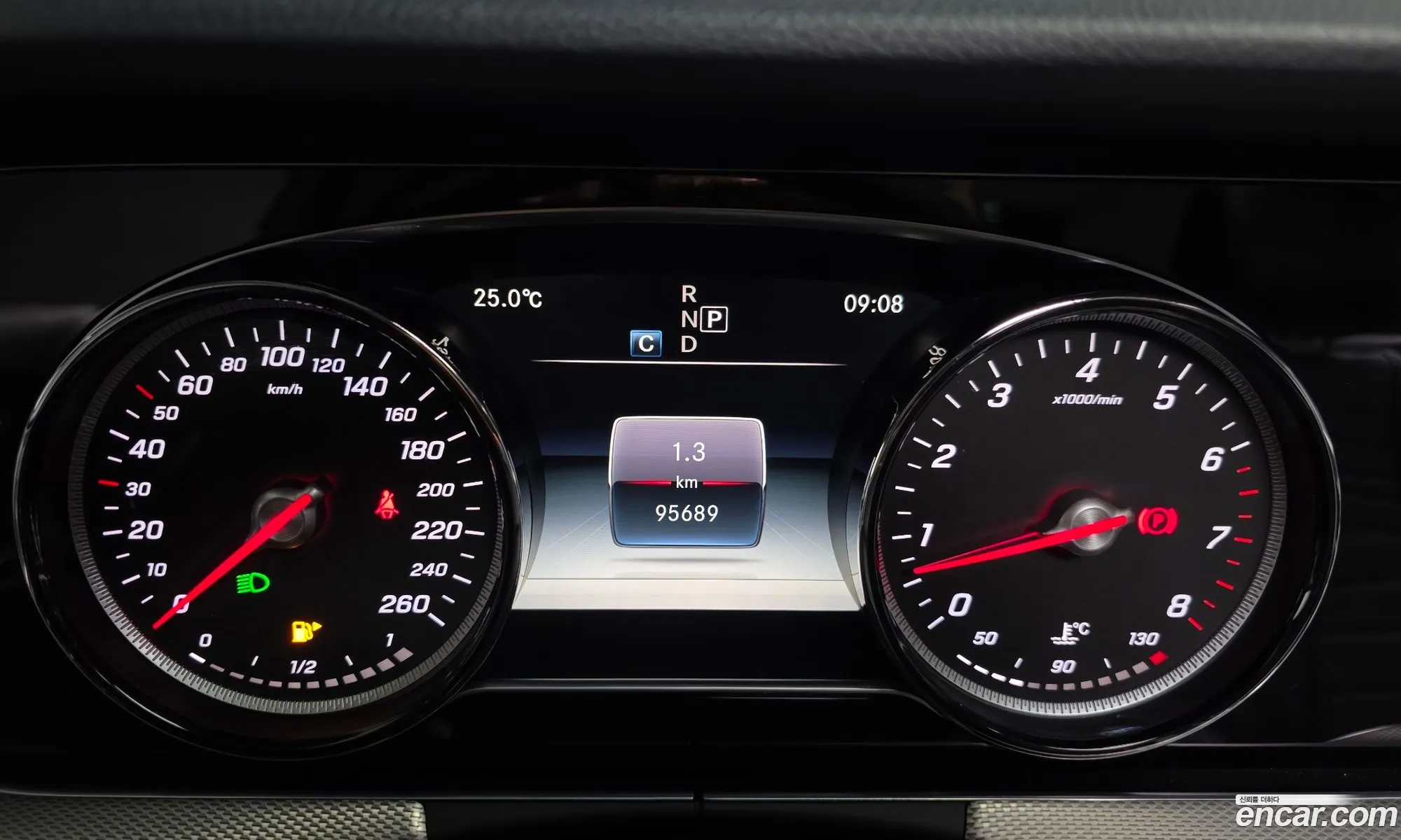 Mercedes-Benz E-Class W213 2018 WDDZF4CB3JA425434 — 23