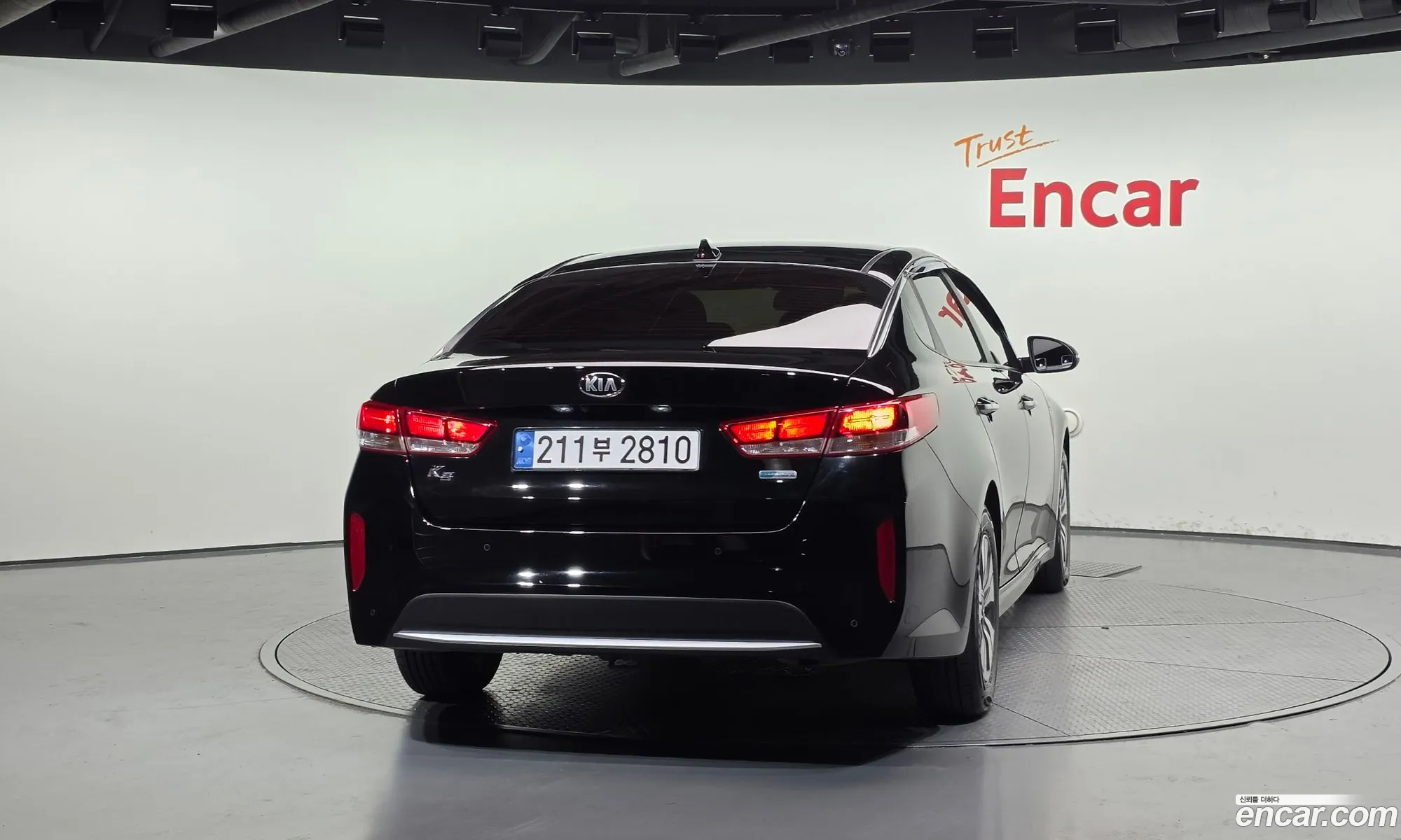 Kia K5 Hybrid 2018 — 3