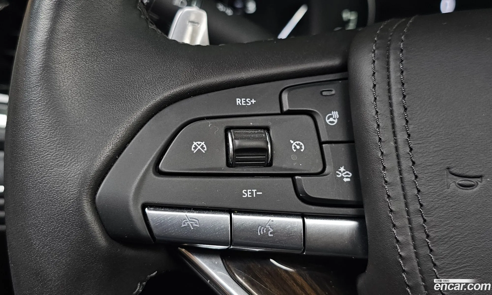 Cadillac XT6 2022 — 6