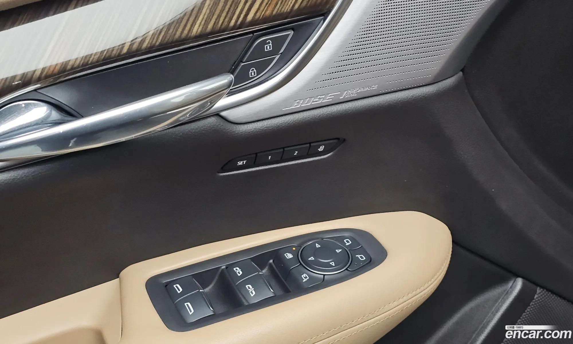 Cadillac XT6 2022 — 28