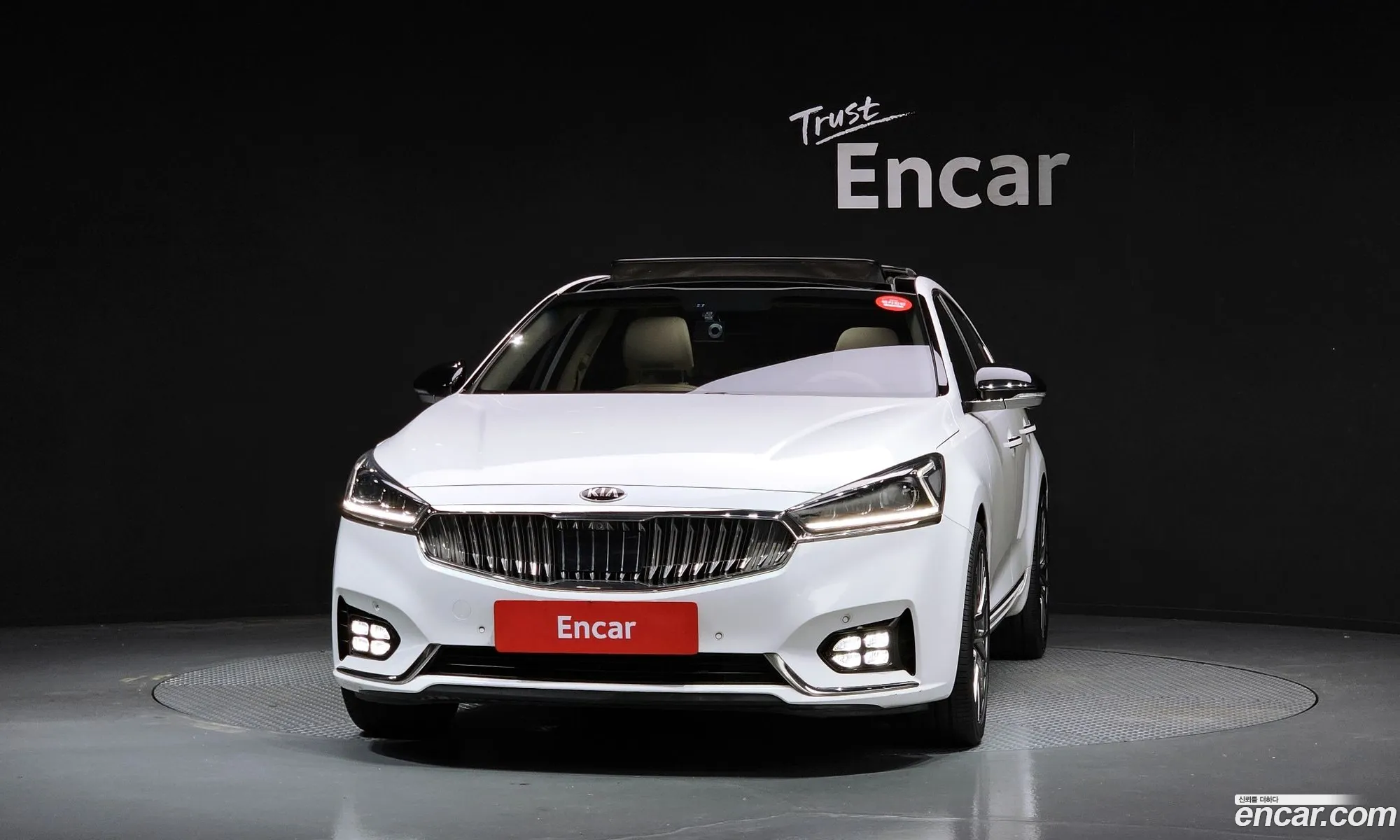Kia K7 2018 KNALB416BJA137358 — 3