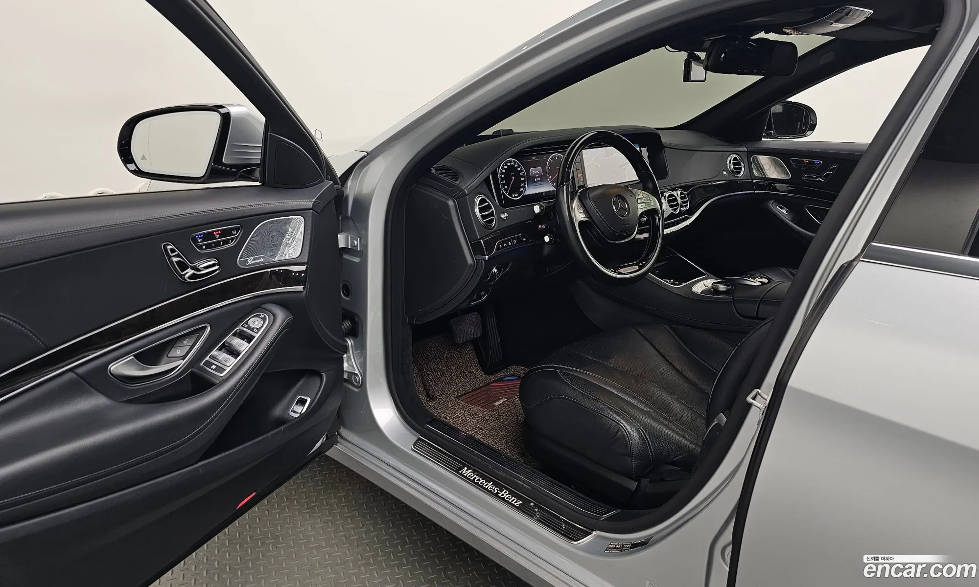 Mercedes-Benz S-Class W222 2015 WDDUG6FB9FA142722 — 18