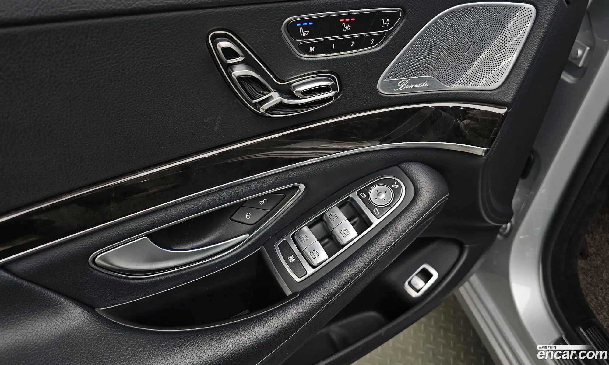 Mercedes-Benz S-Class W222 2015 WDDUG6FB9FA142722 — 11