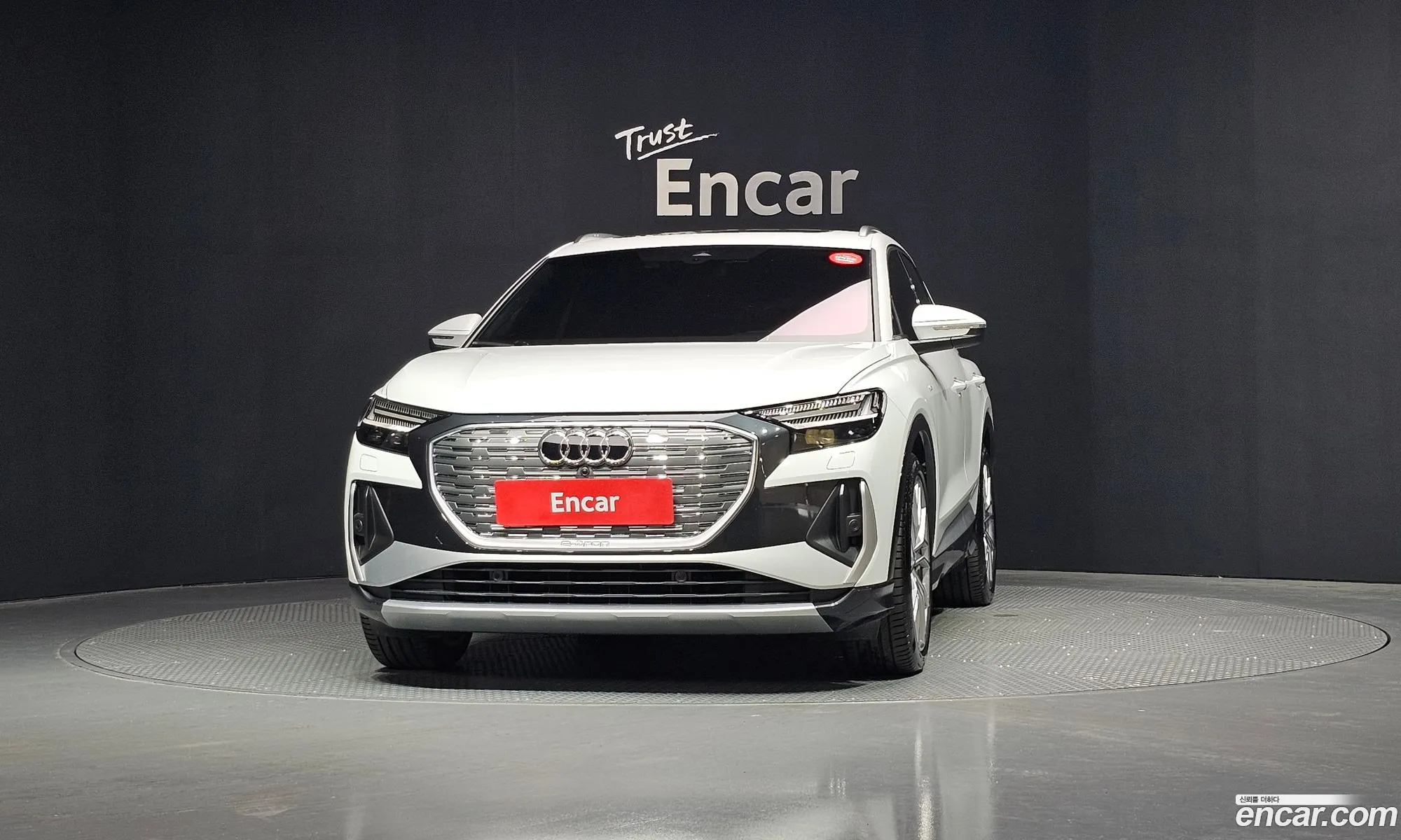 Audi Q4 e-tron 2025 WAUZZZFZ — 5