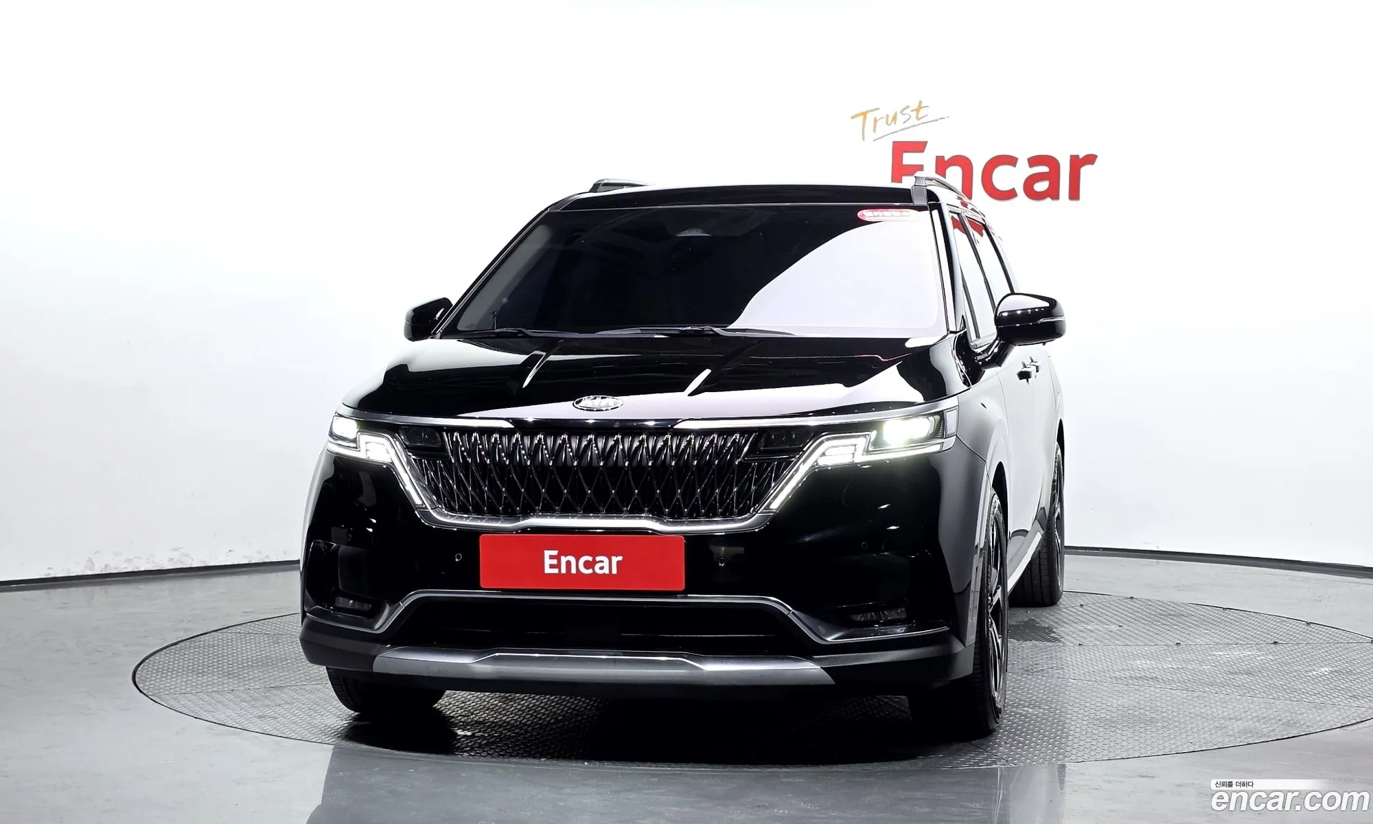 Kia Carnival 2020 KNANE81BBMS033827 — 2