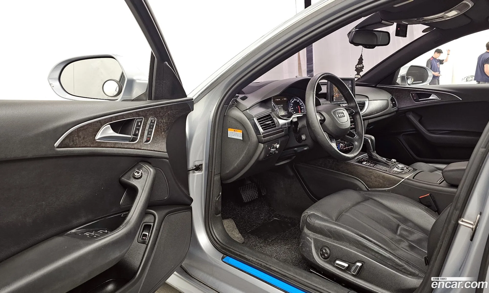 Audi A6 2018 WAUZZZ4G7JN132344 — 4