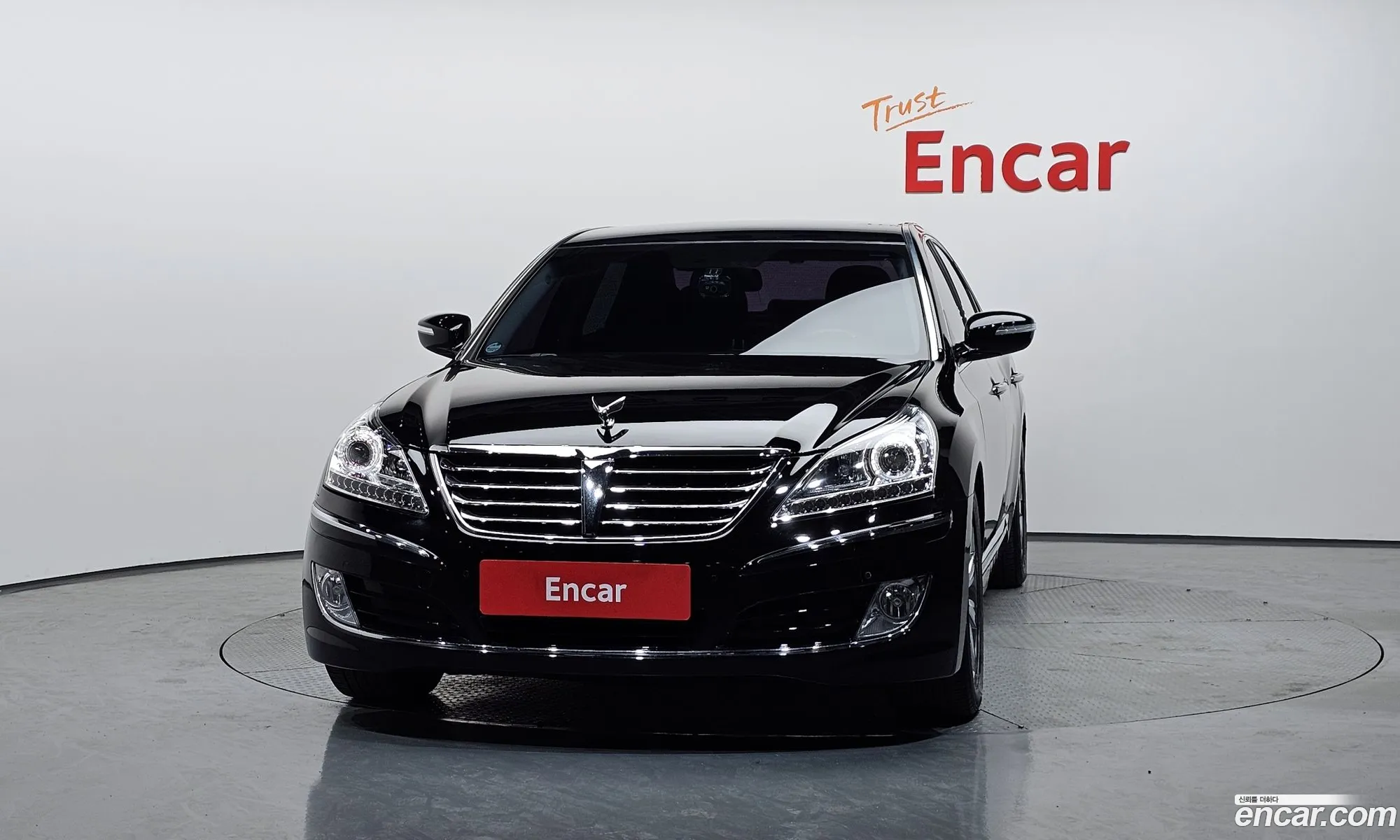 Hyundai Equus 2011 KMHGF41DBCU042533 — 2