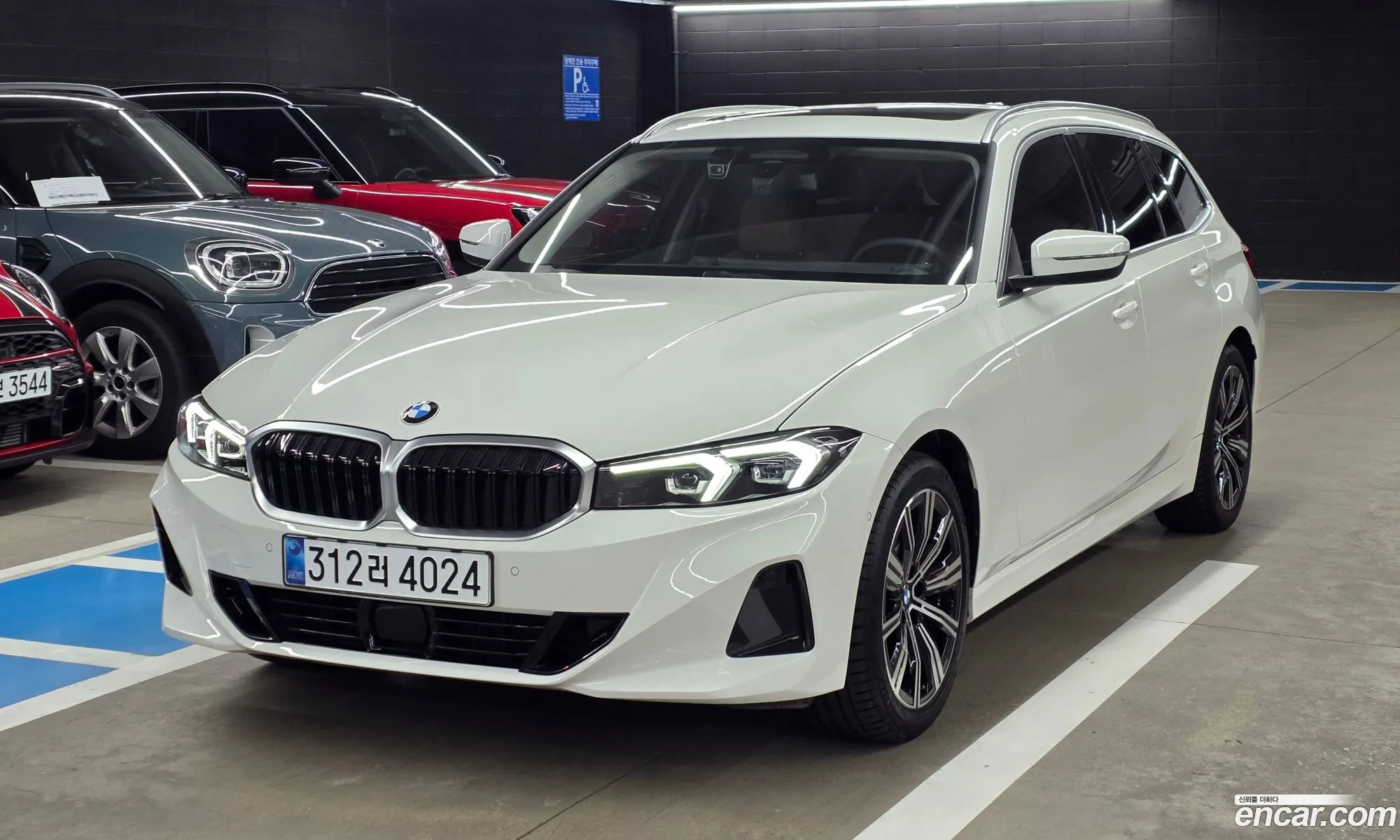 BMW 3 Series 2025 — 13