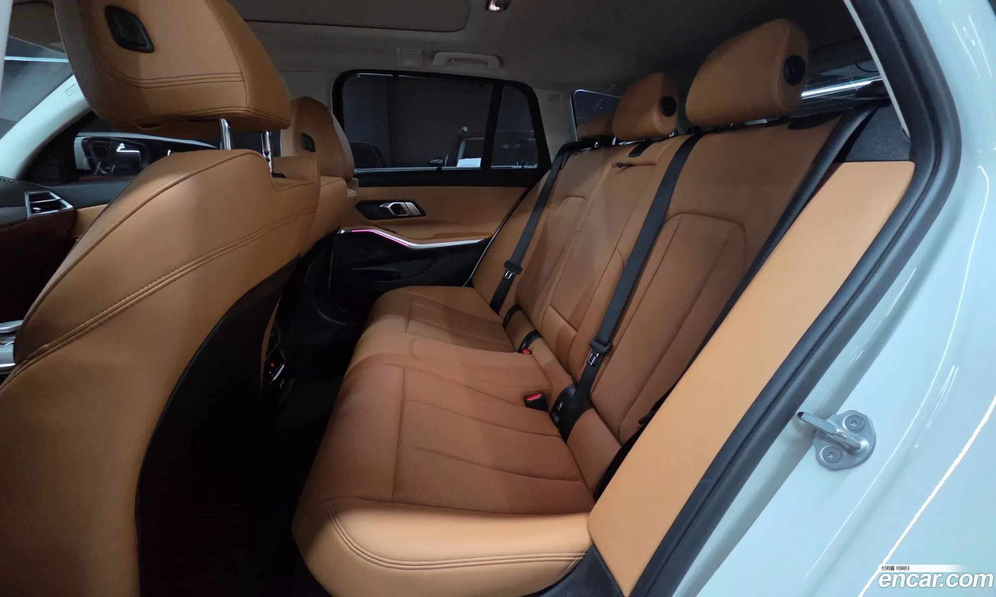 BMW 3 Series 2025 — 3