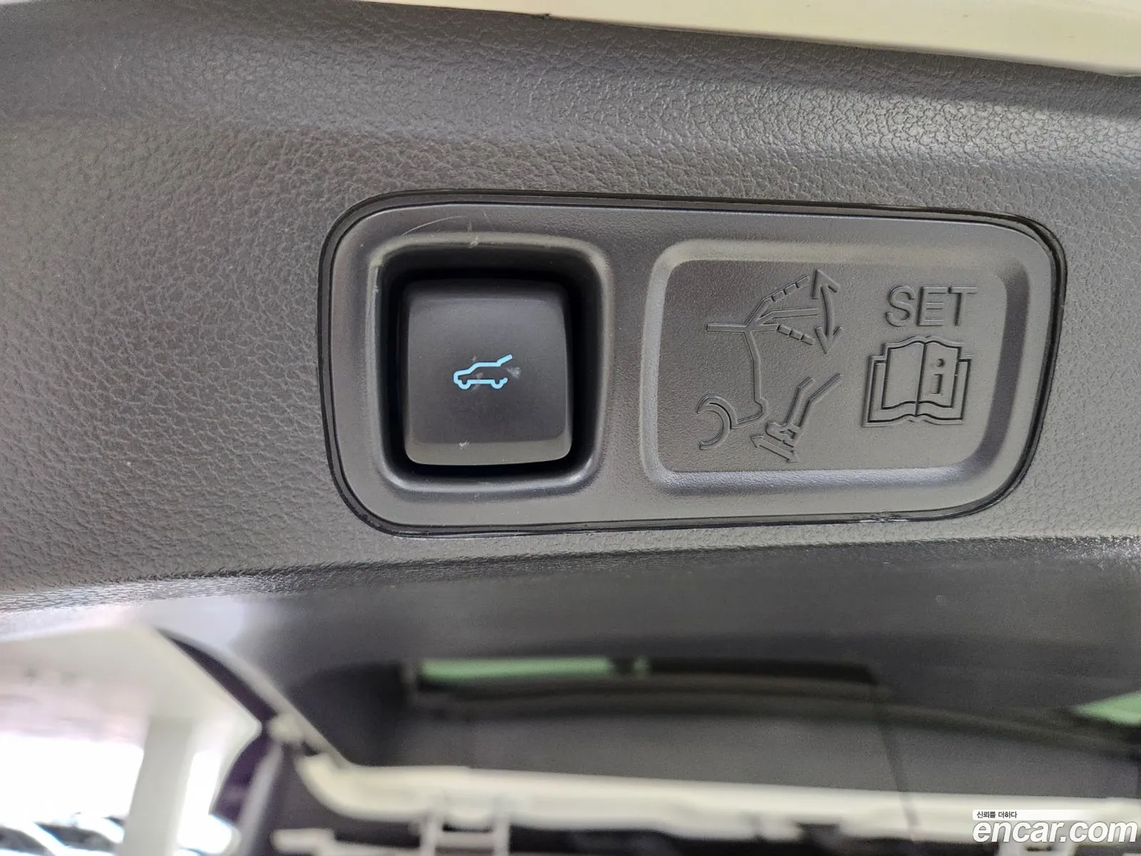 Ford Expedition 2023 — 17