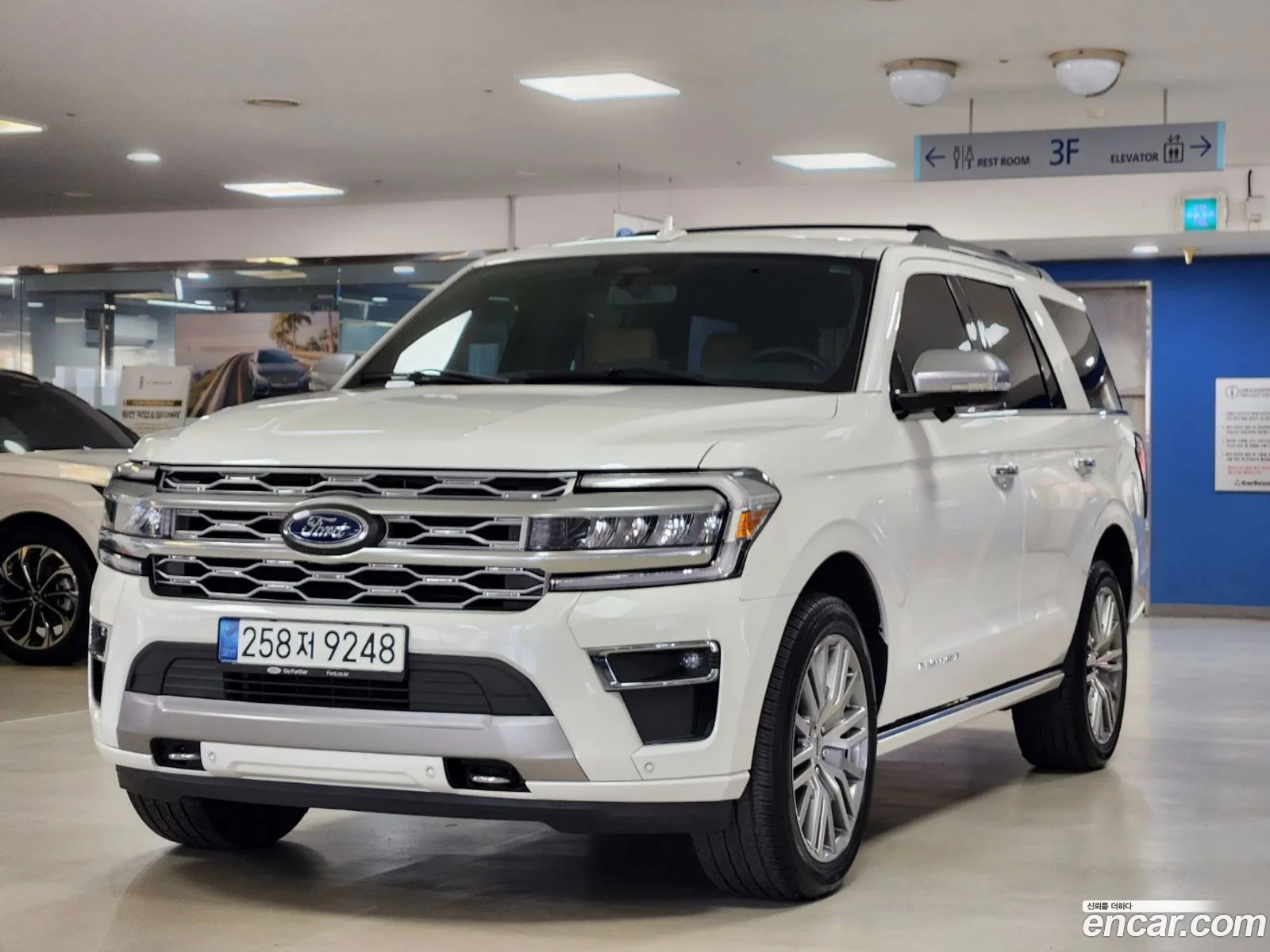 Ford Expedition 2023 — 18