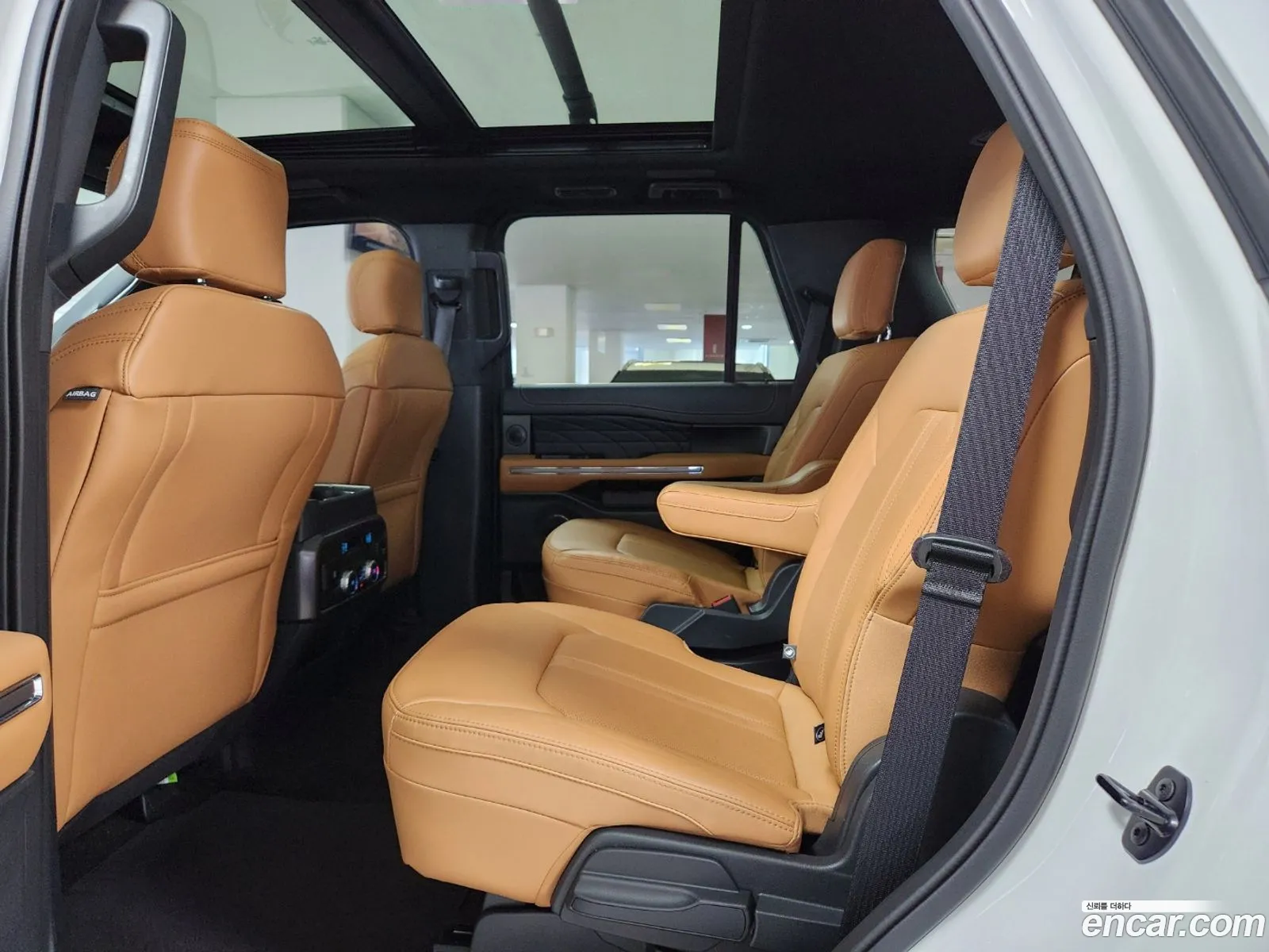 Ford Expedition 2023 — 4