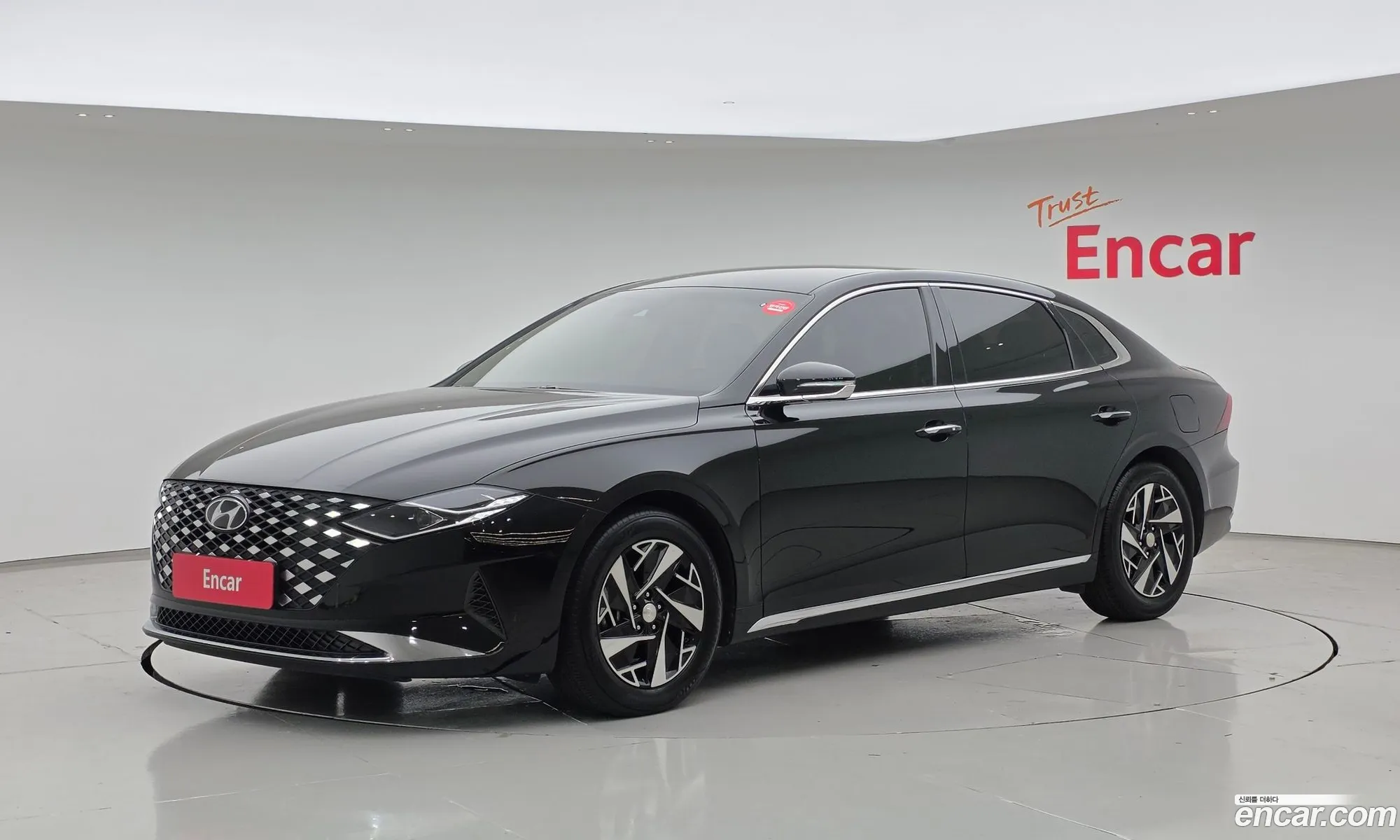 Hyundai Grandeur IG Hybrid 2020 — 4