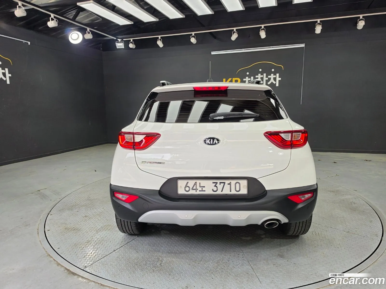 Kia Stonic 2018 — 3