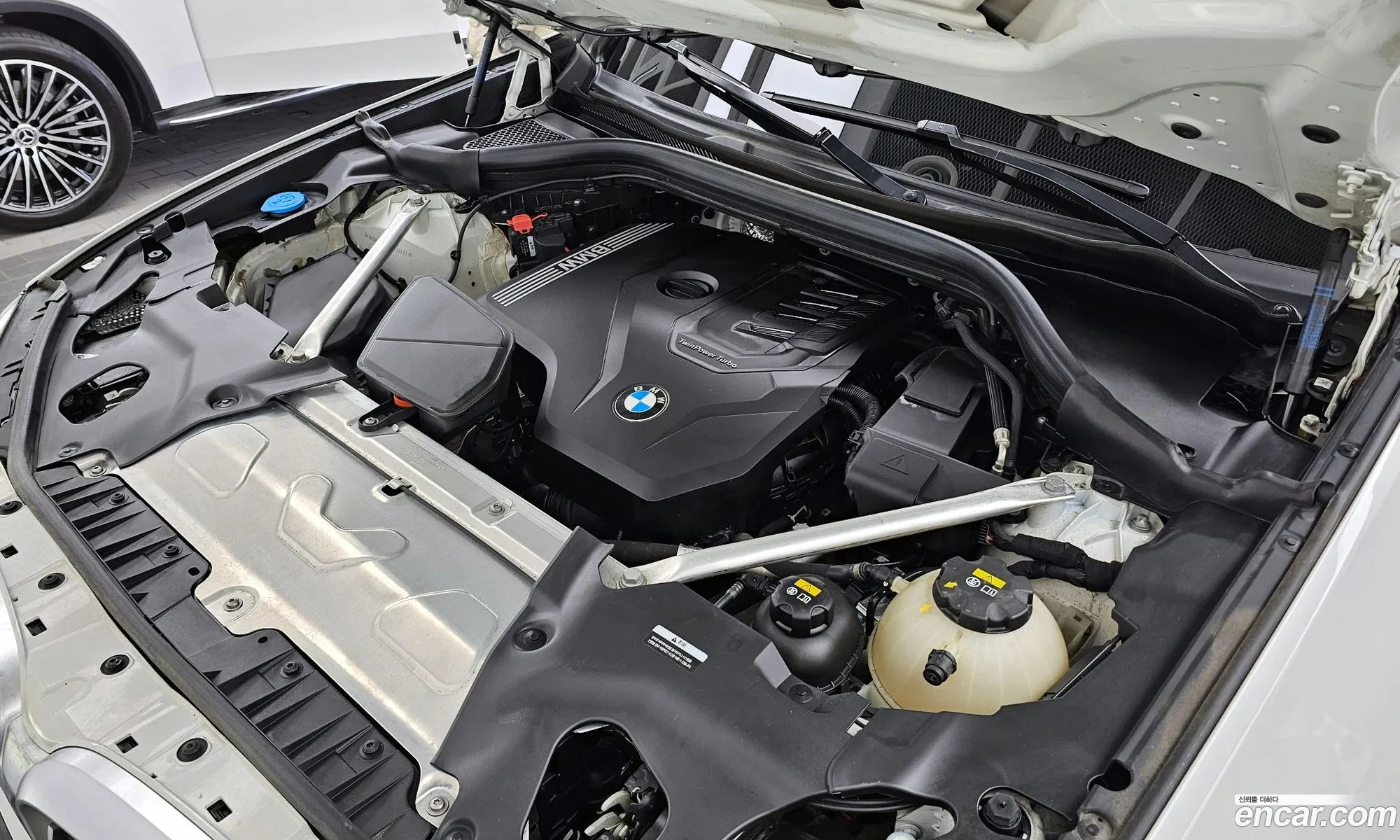 BMW X4 2022 WBA21DT00N9L32237 — 20