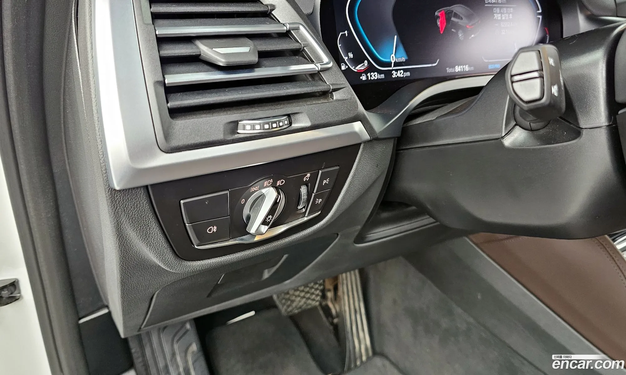 BMW X4 2022 WBA21DT00N9L32237 — 29