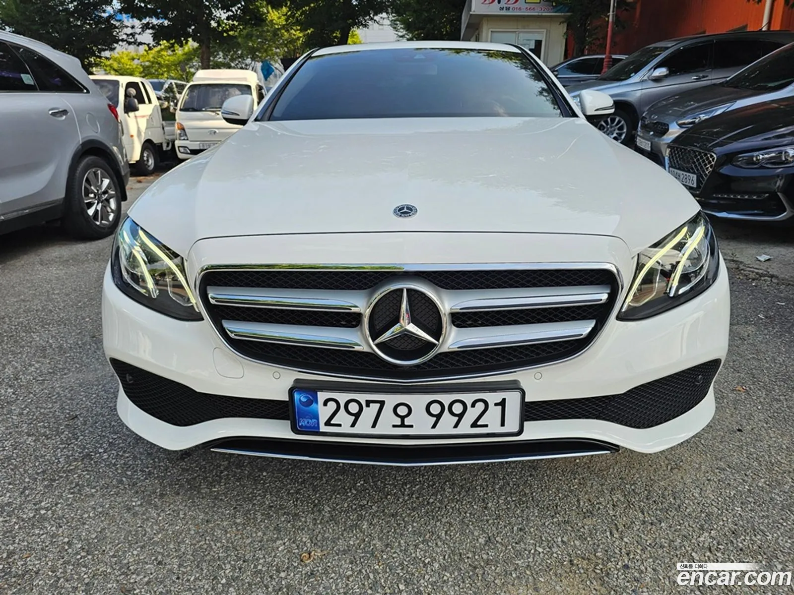 Mercedes-Benz E-Class W213 2019 — 19