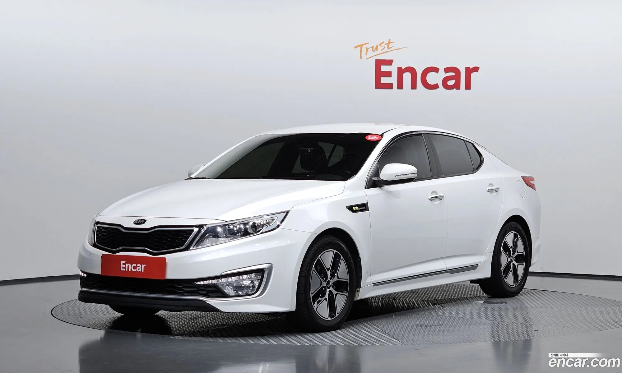 Kia K5 Hybrid 2013 — 4