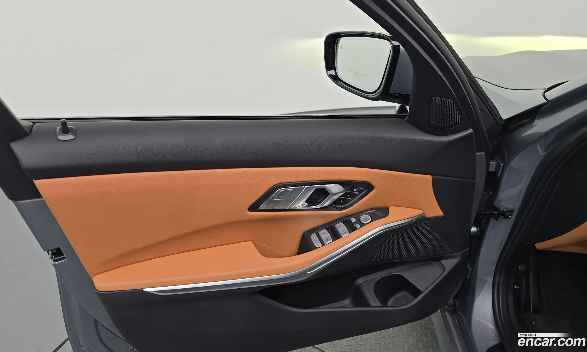BMW 3 Series 2025 WBA11FF05SFU50672 — 27
