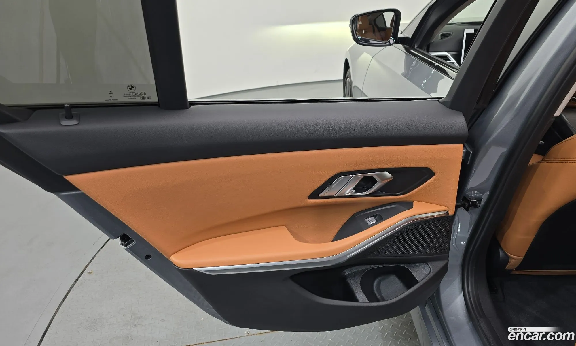 BMW 3 Series 2025 WBA11FF05SFU50672 — 7