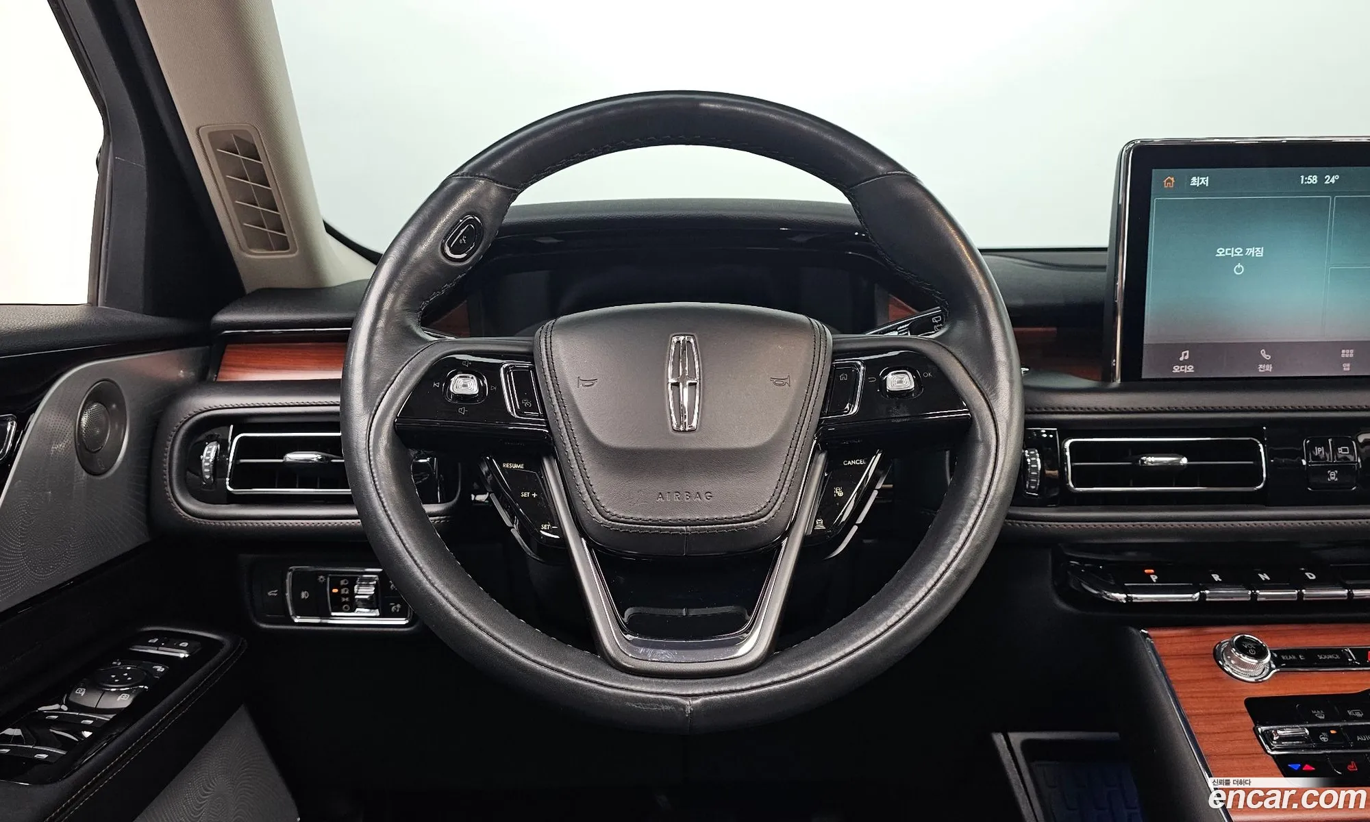 Lincoln Aviator 2021 — 11