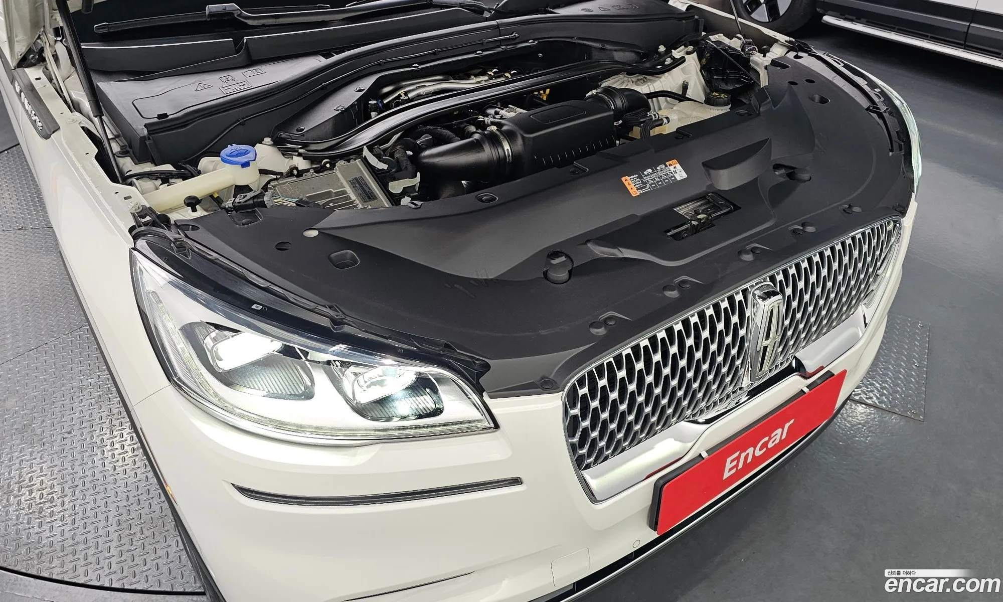 Lincoln Aviator 2021 — 18