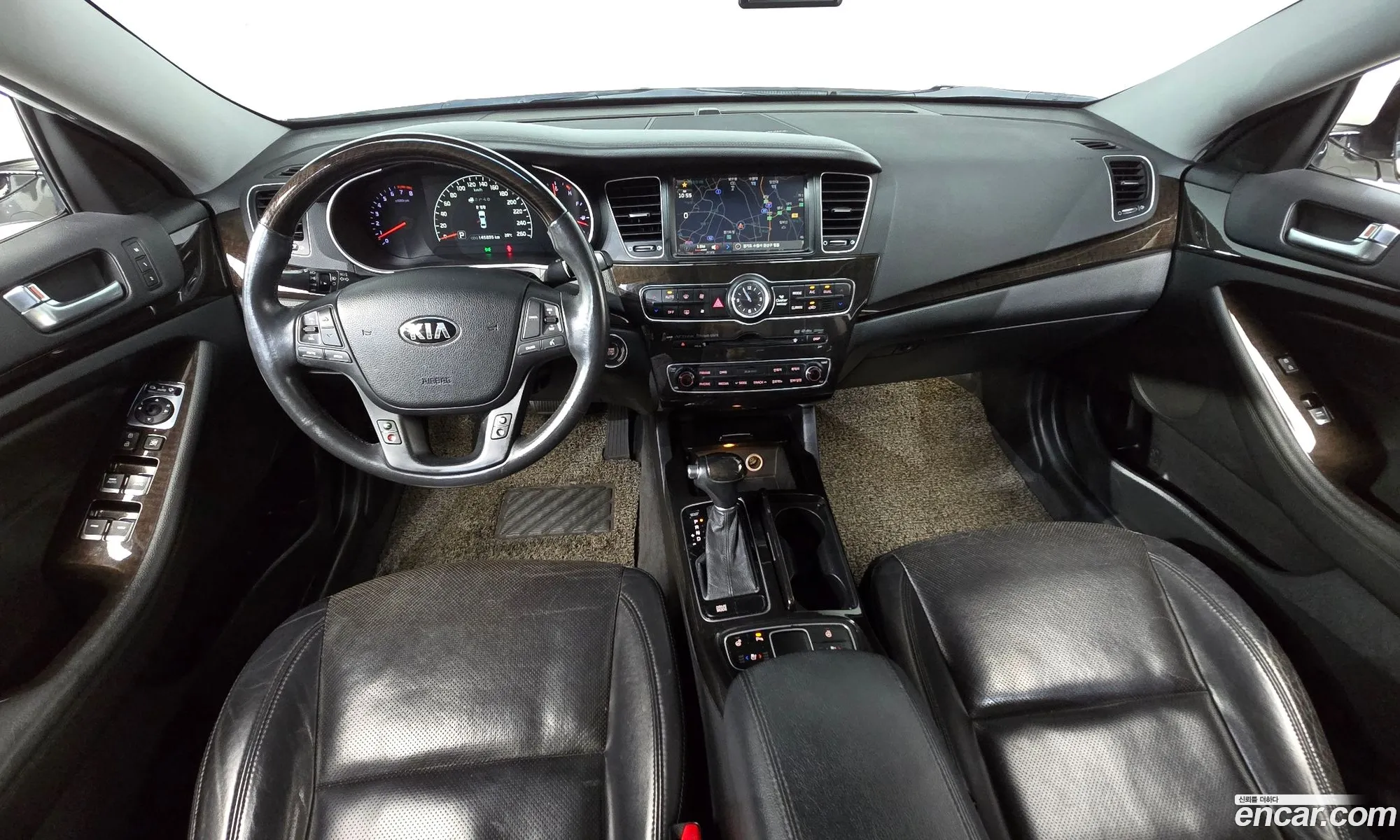 Kia K7 2012 KNALM415BDA108508 — 2