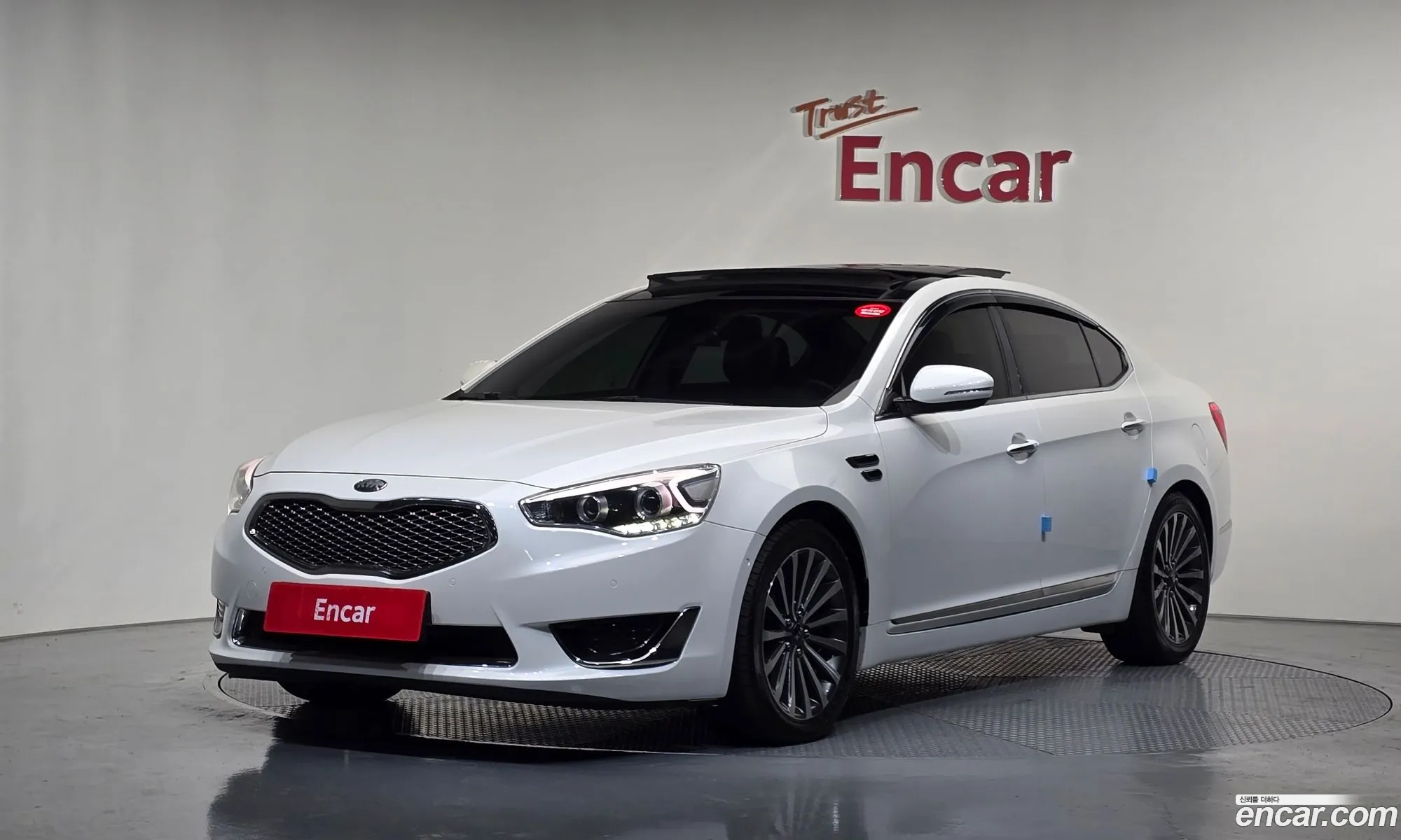 Kia K7 2012 KNALM415BDA108508 — 3