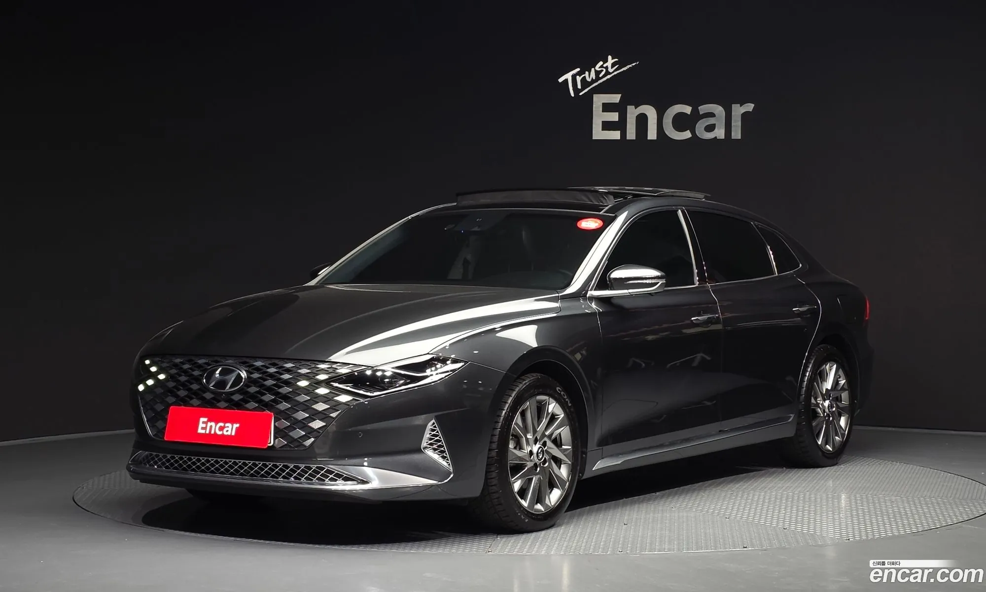 Hyundai Grandeur IG Hybrid 2020 — 3