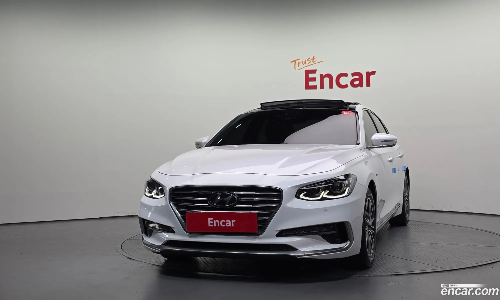 Hyundai Grandeur IG Hybrid 2017 — 3
