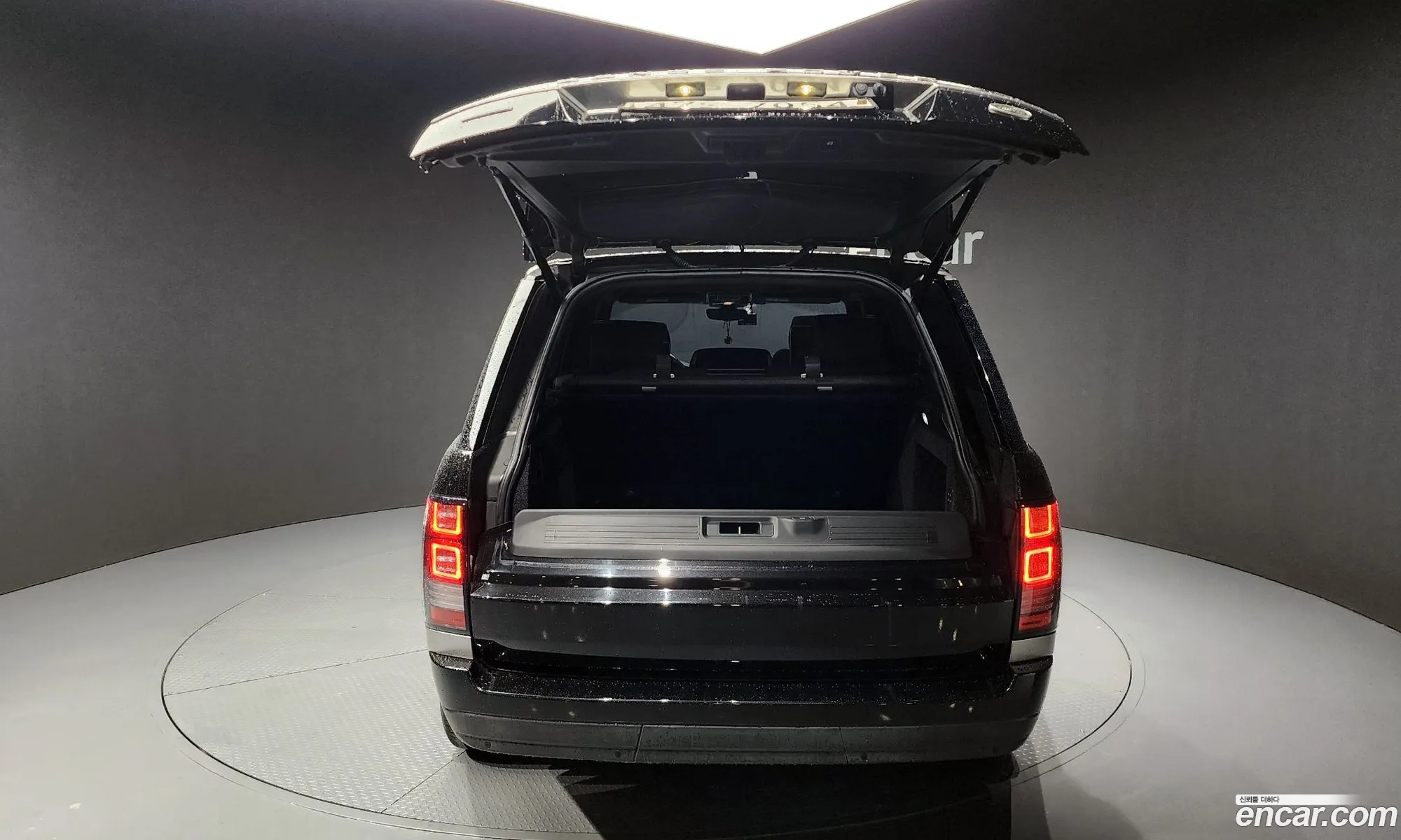 Land Rover Range Rover 2017 SALGA3FJ6HA375130 — 16