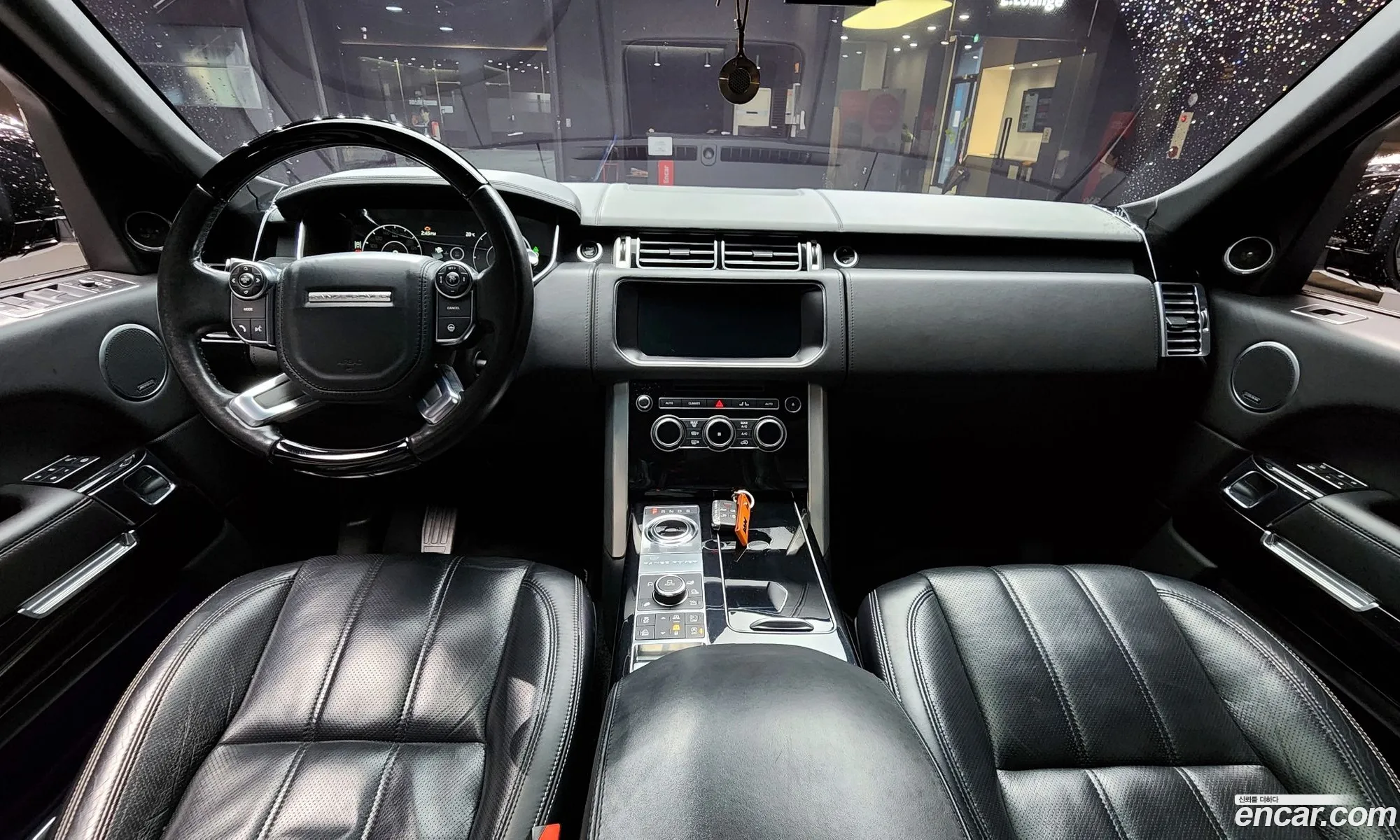 Land Rover Range Rover 2017 SALGA3FJ6HA375130 — 7