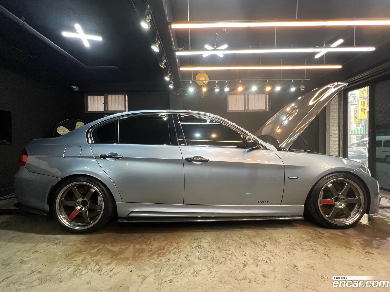 BMW 3 Series 2009 — 7
