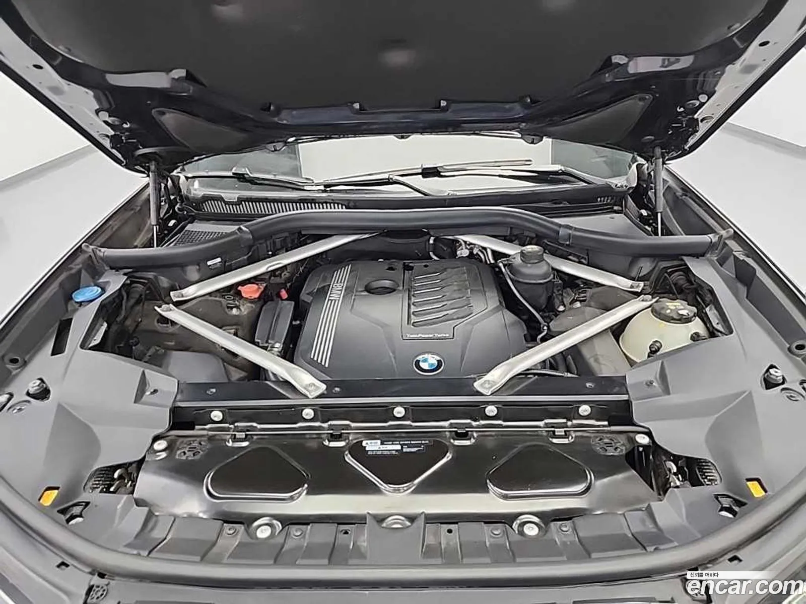 BMW X7 2020 — 14