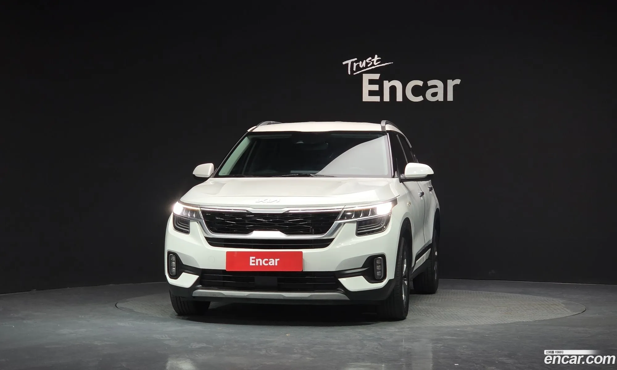 Kia Seltos 2022 KNAEP812GPK374162 — 3