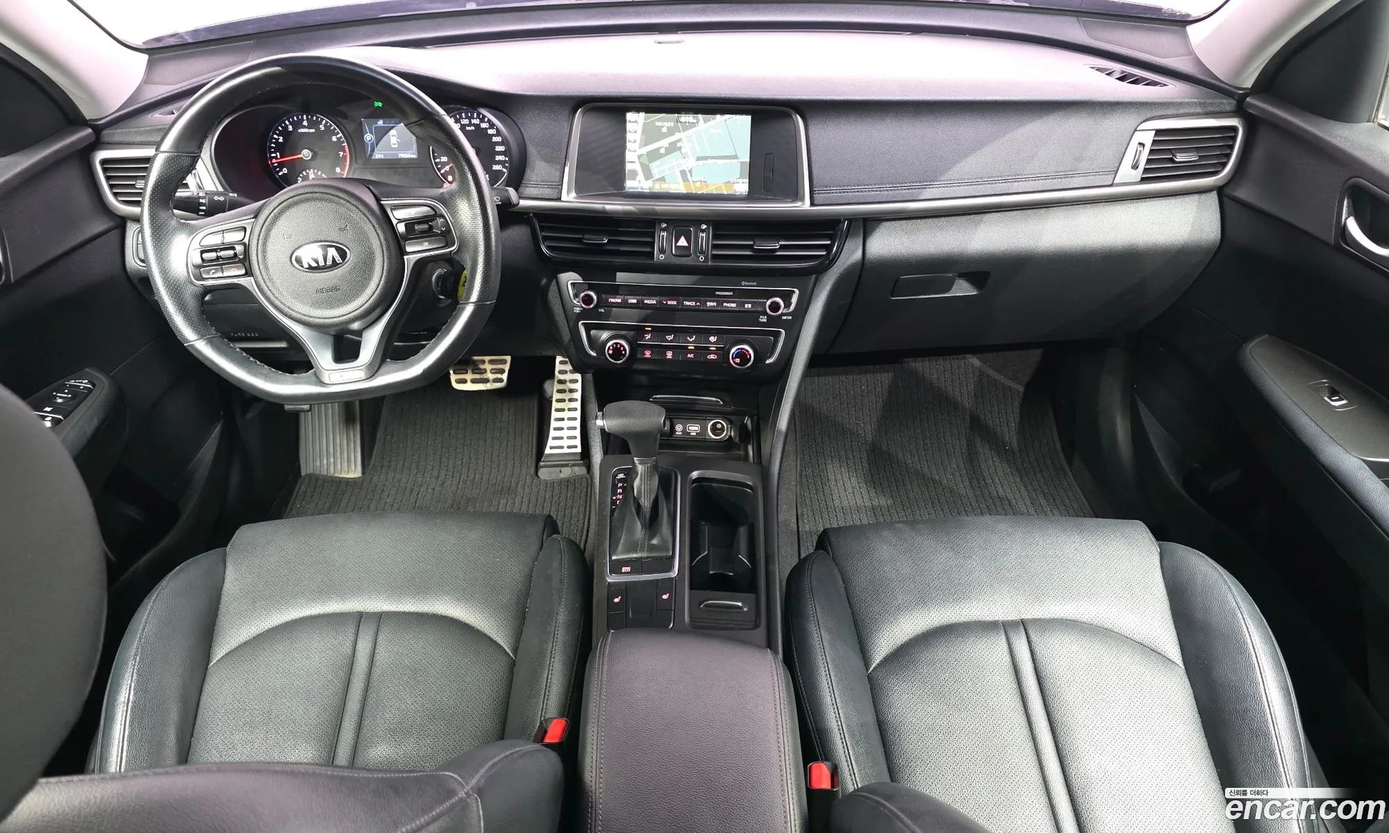 Kia K5 2016 KNAGS411BGA026766 — 2