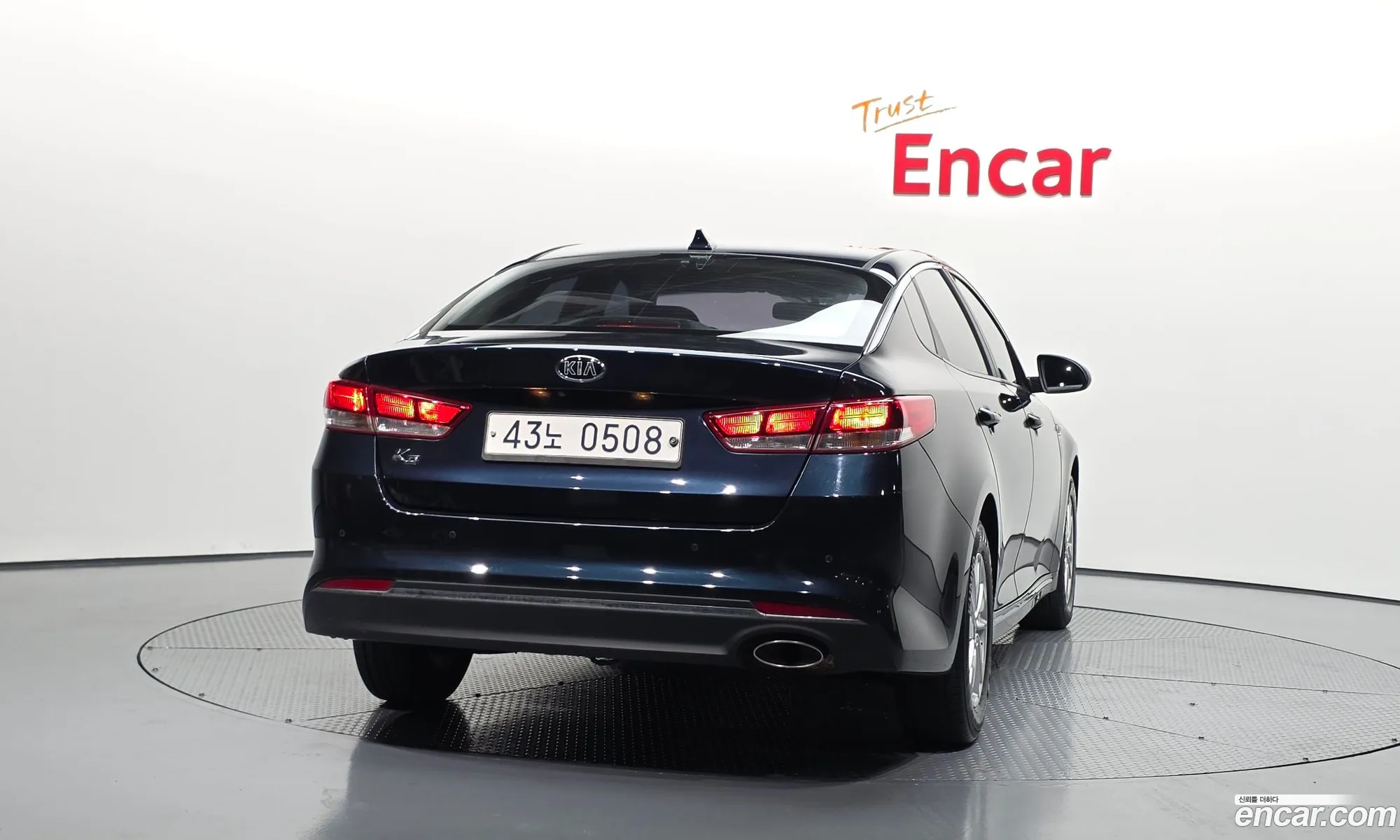 Kia K5 2016 KNAGS411BGA026766 — 4