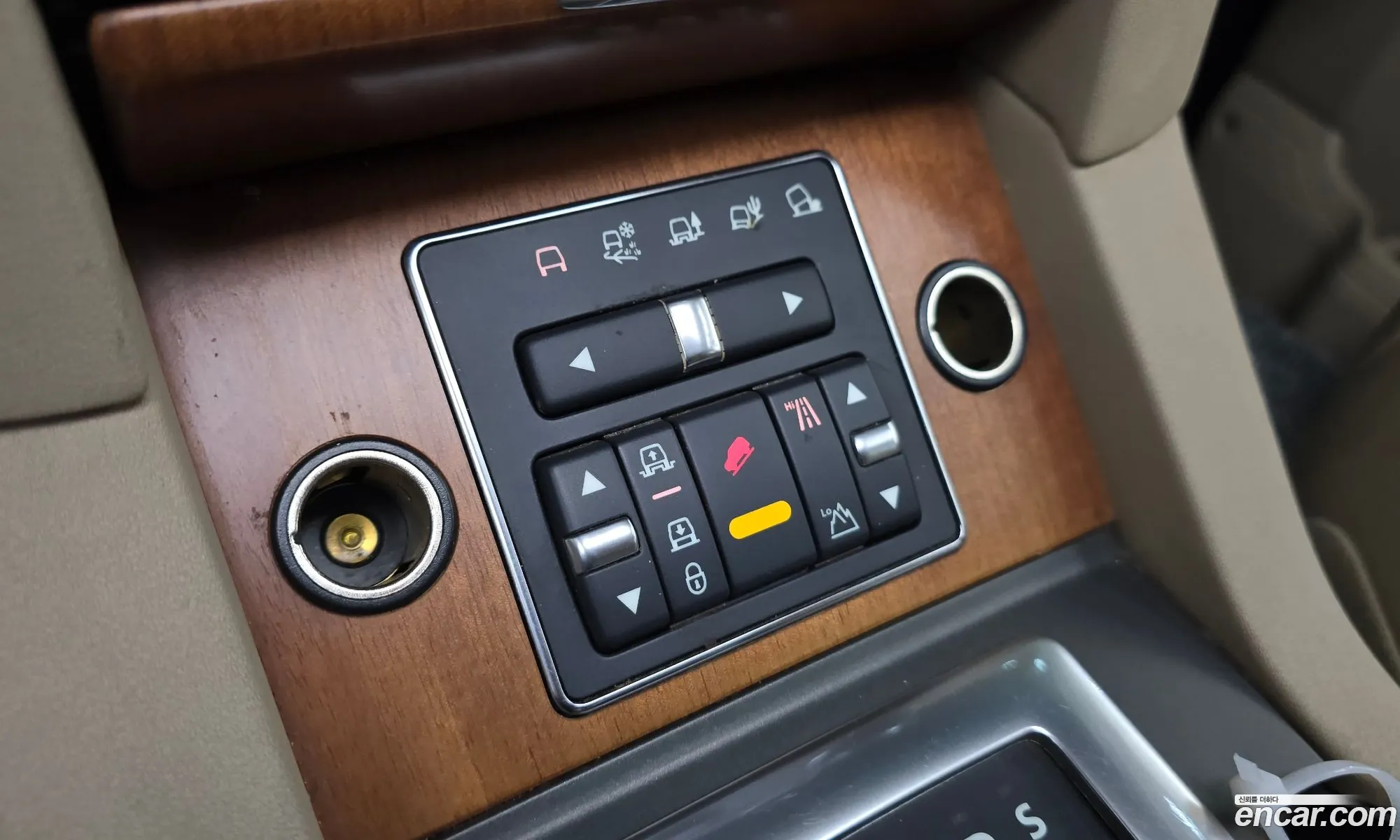 Land Rover Discovery 4 2013 SALLAAAG6DA693364 — 14