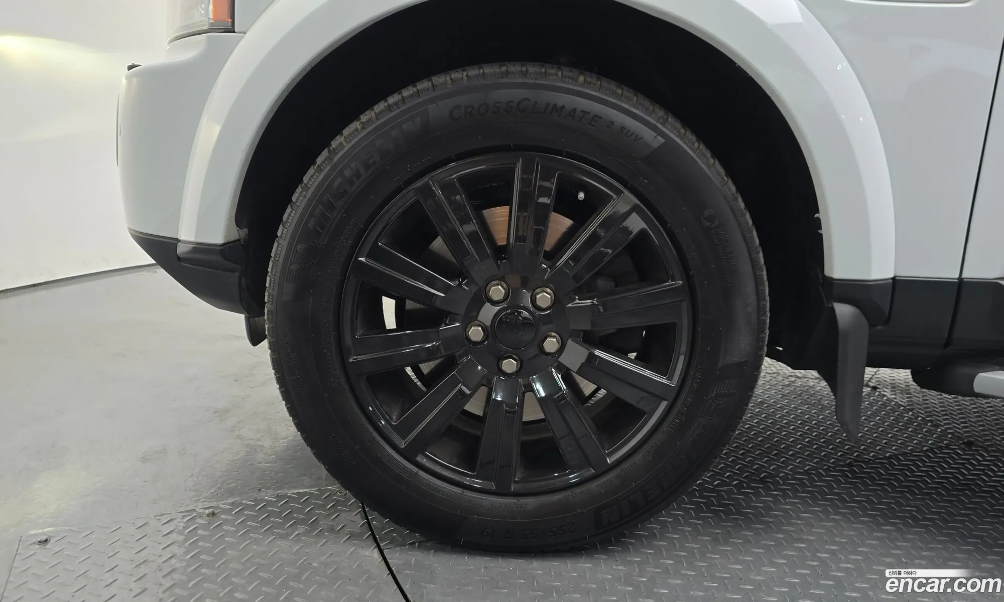 Land Rover Discovery 4 2013 SALLAAAG6DA693364 — 15