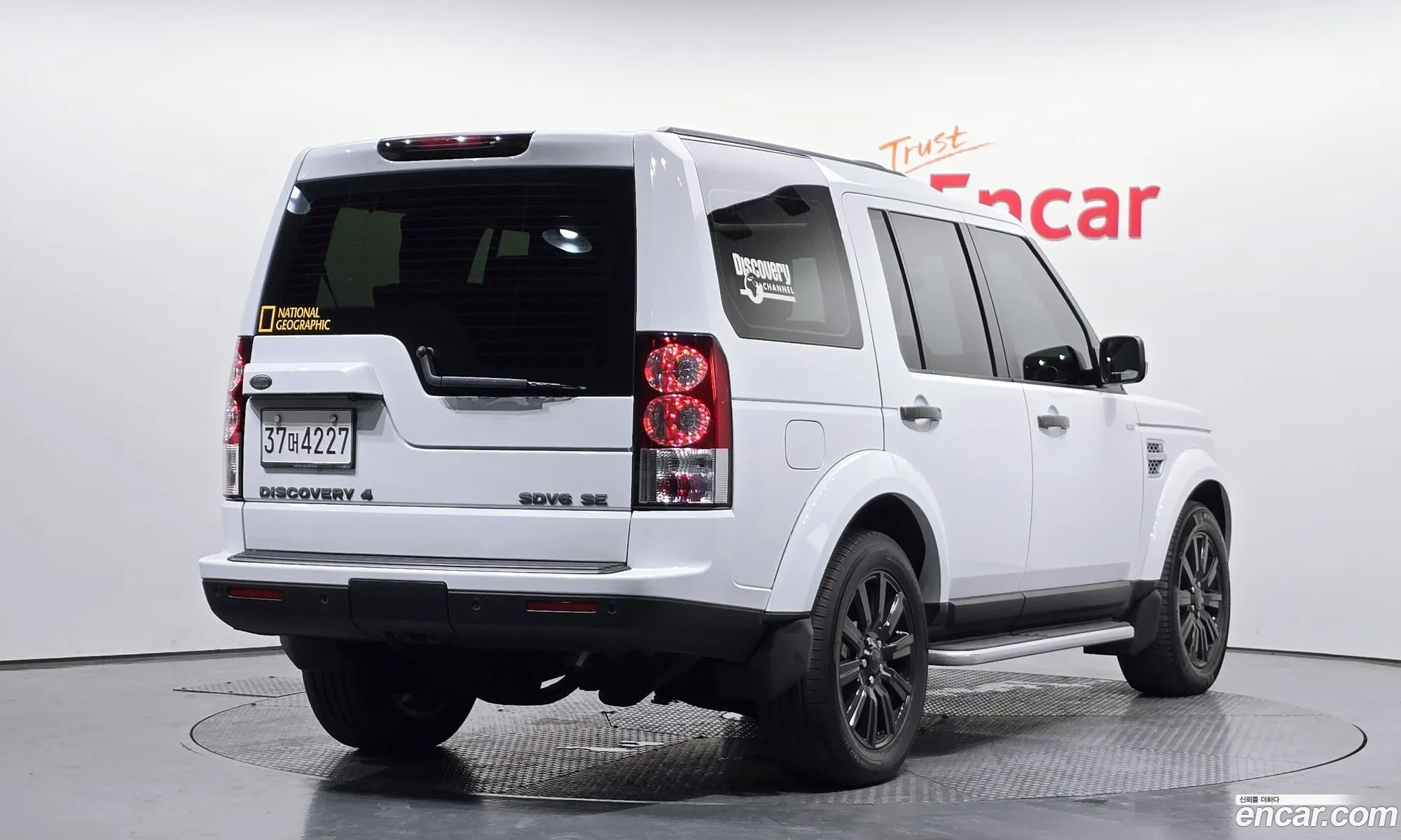 Land Rover Discovery 4 2013 SALLAAAG6DA693364 — 12