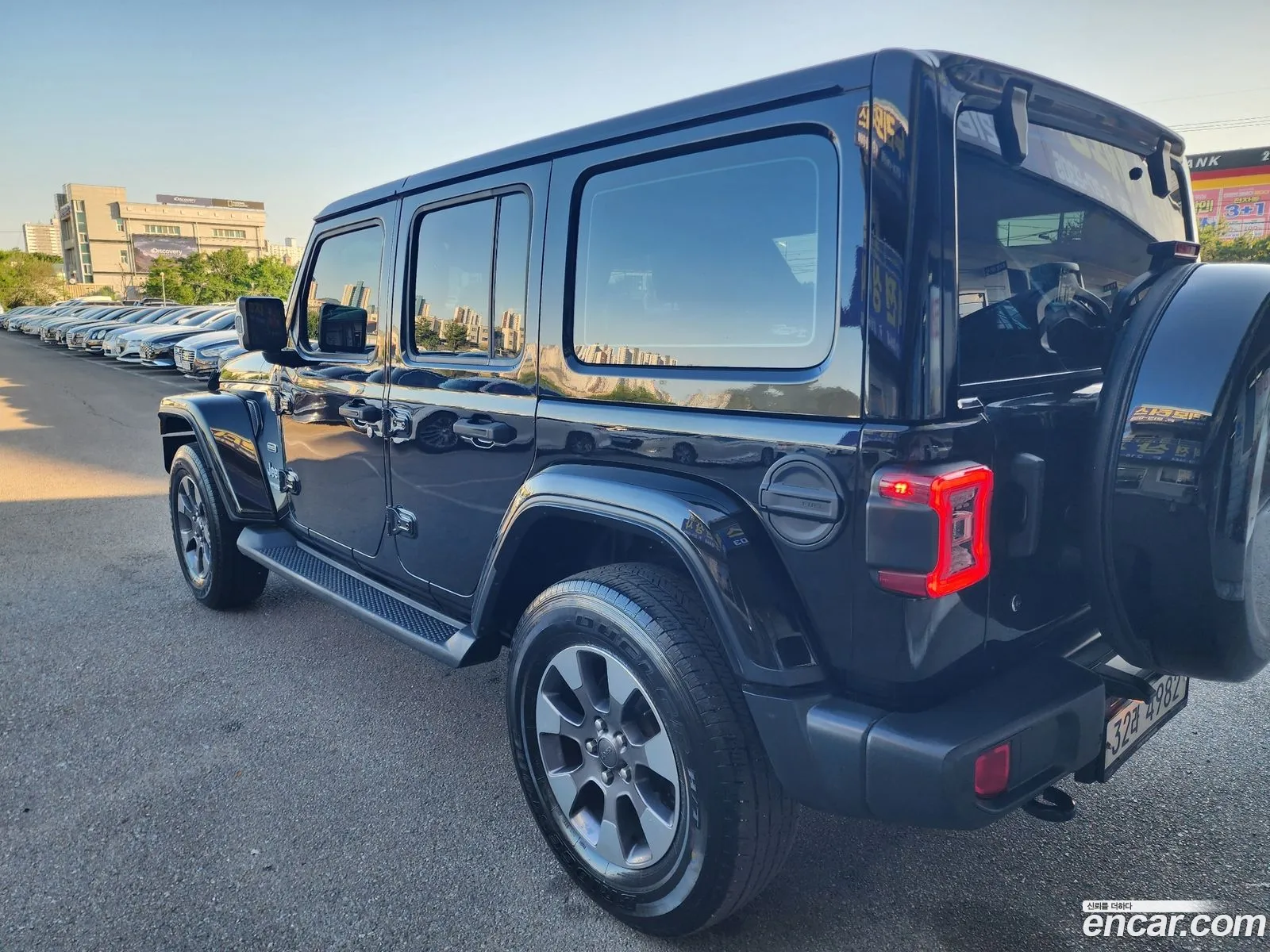 Jeep Wrangler 2019 — 14
