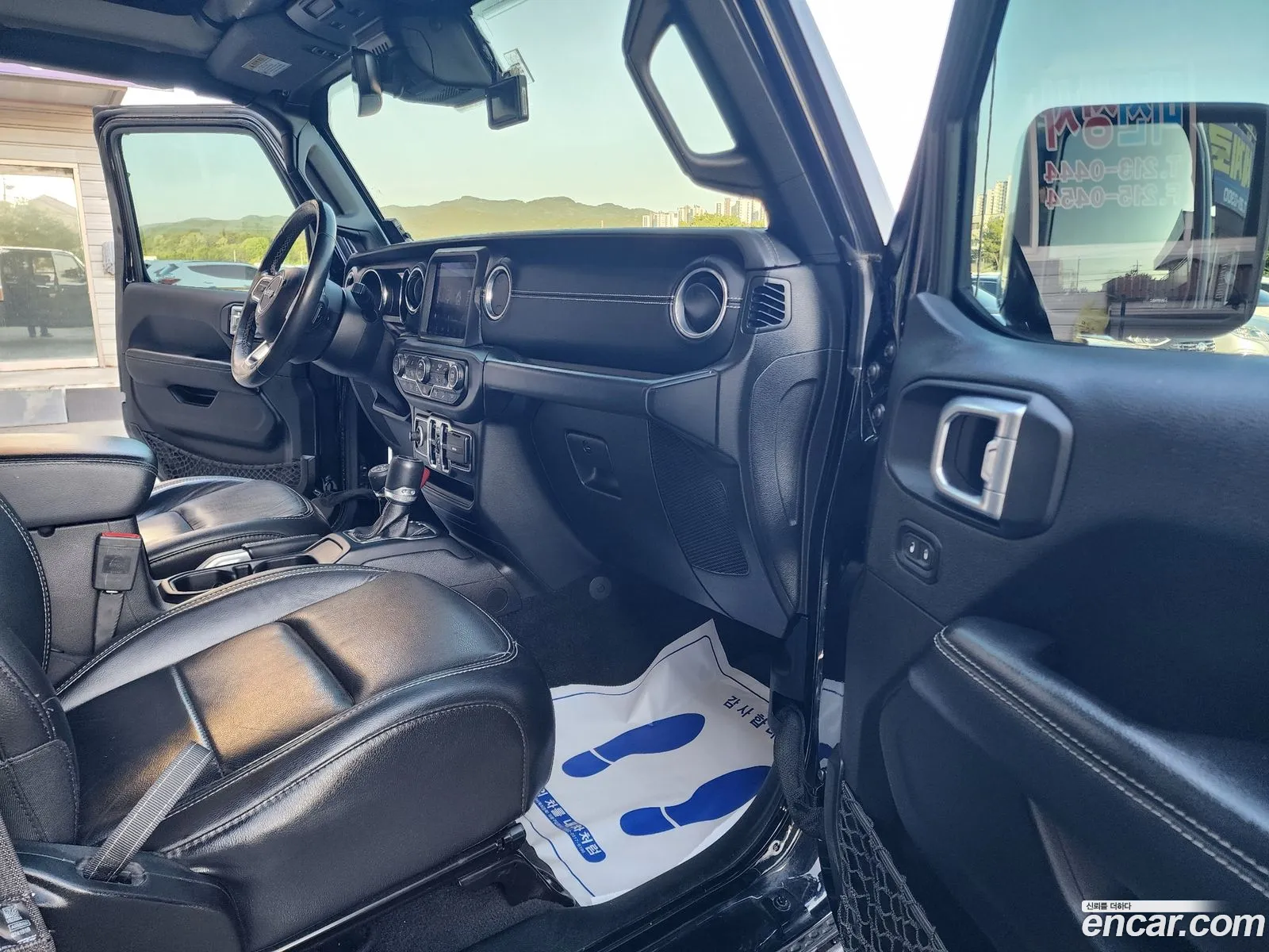 Jeep Wrangler 2019 — 4